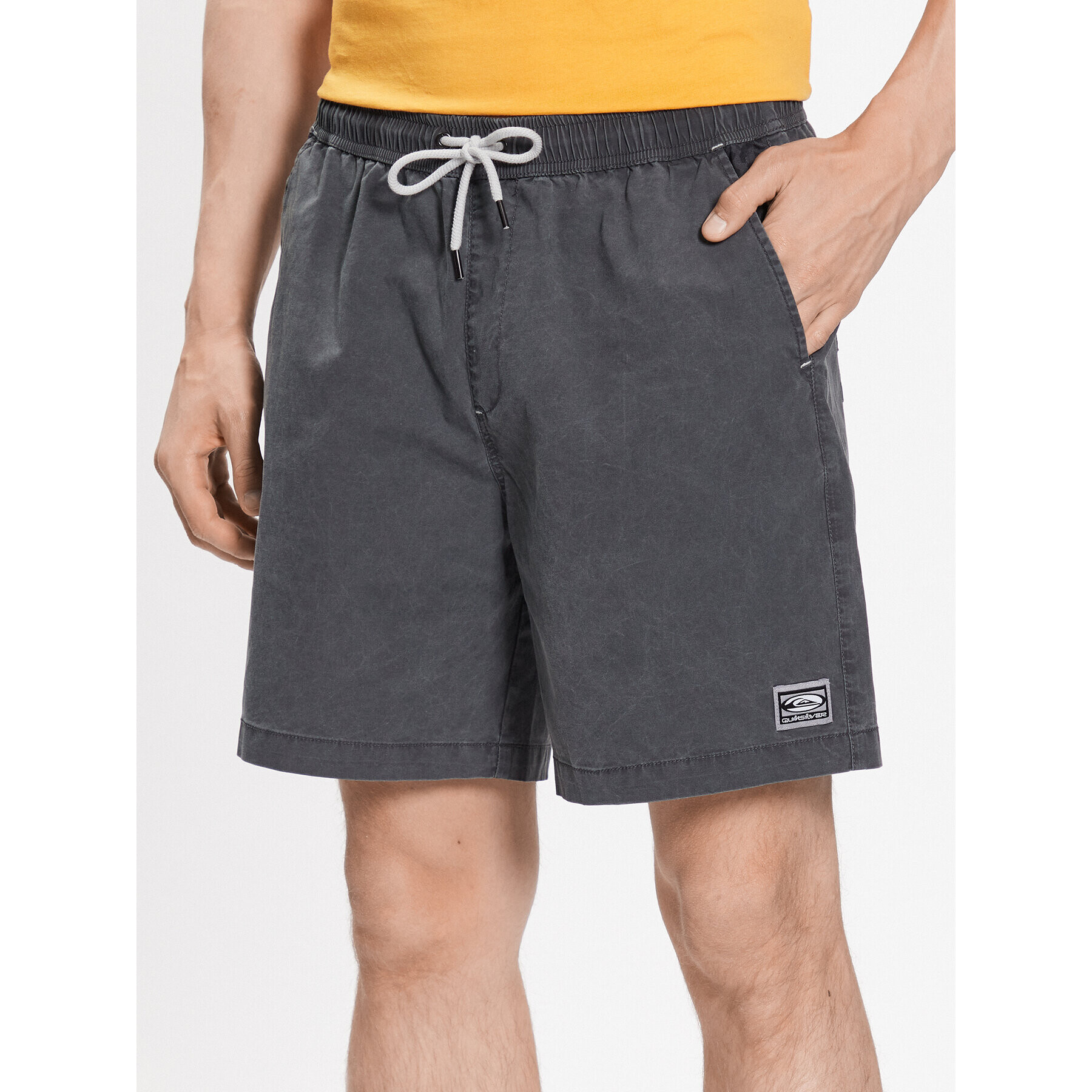 Quiksilver Športne kratke hlače Saturn Taxer EQYWS03841 Črna Regular Fit - Pepit.si