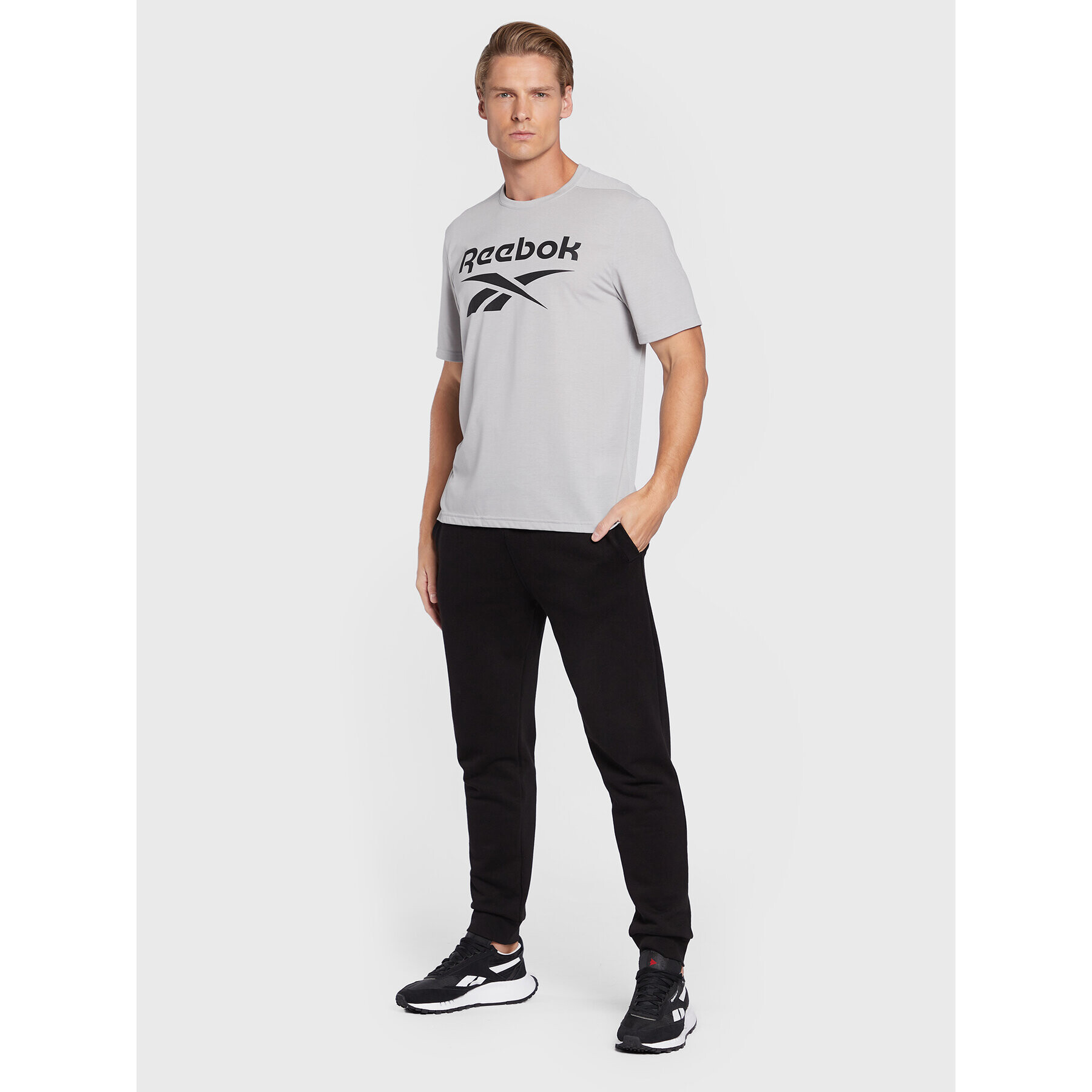 Reebok Športna majica Workout Ready HL4289 Siva Regular Fit - Pepit.si