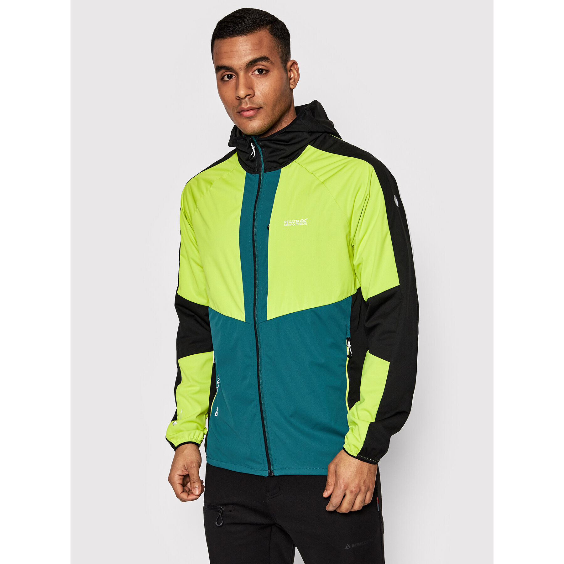 Regatta Jakna softshell Tarvos V RML220 Zelena Regular Fit - Pepit.si