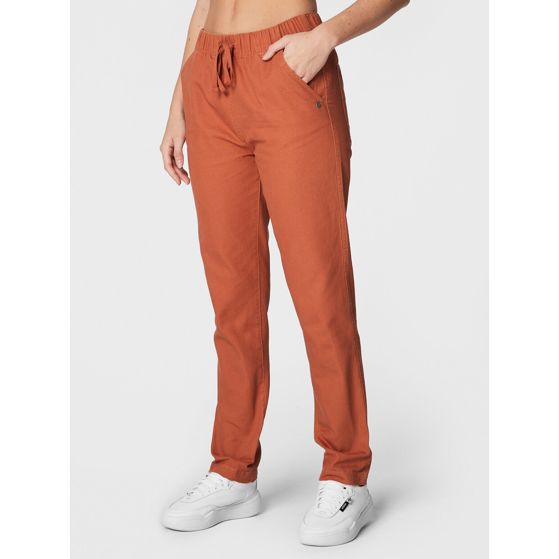 Roxy Hlače iz tkanine Canvas ERJNP03467 Oranžna Relaxed Fit - Pepit.si