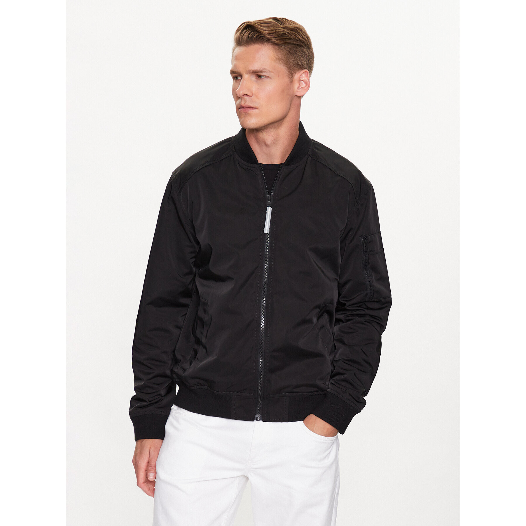 s.Oliver Bomber jakna 2126485 Črna Regular Fit - Pepit.si