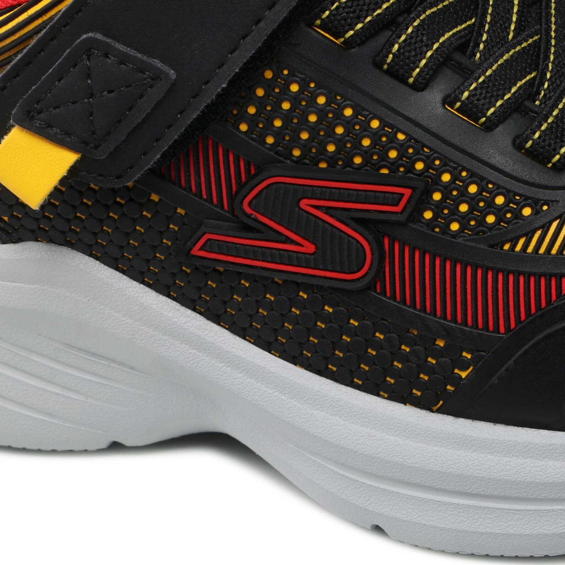 Skechers Superge Hydro-Tronix 403861L/BKRD Črna - Pepit.si