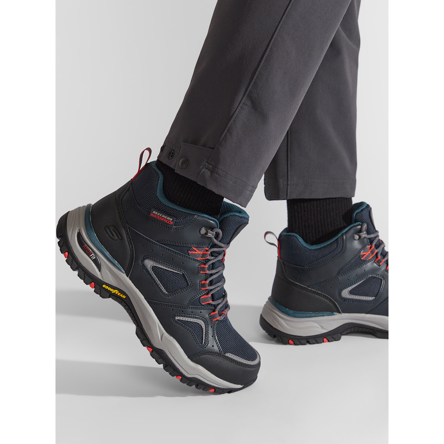 Skechers Trekking čevlji Millard 204628/BLNV Črna - Pepit.si