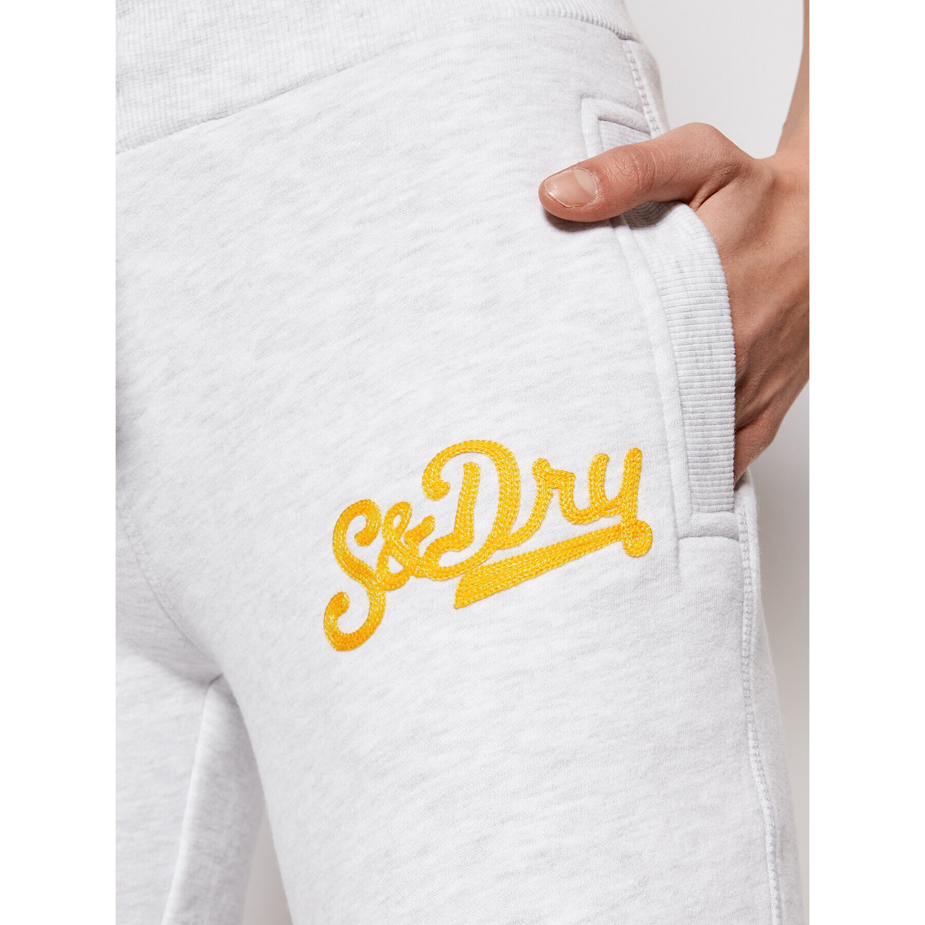 Superdry Spodnji del trenirke Collegiate Scripted W7010437A Siva Slim Fit - Pepit.si