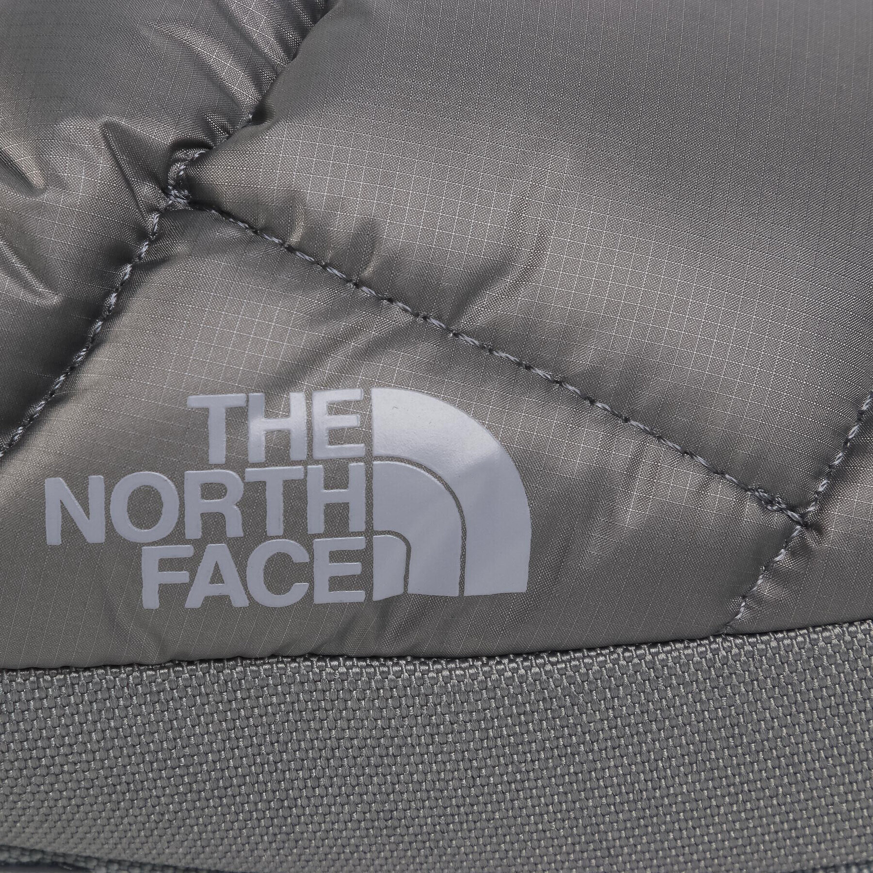 The North Face Copati Tent Mule III NF00AWMGKB81 Siva - Pepit.si