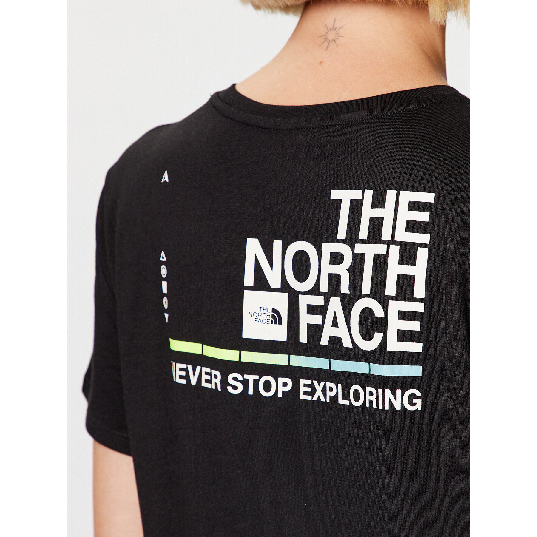 The North Face Majica Foundation Graphic NF0A55B2 Črna Regular Fit - Pepit.si