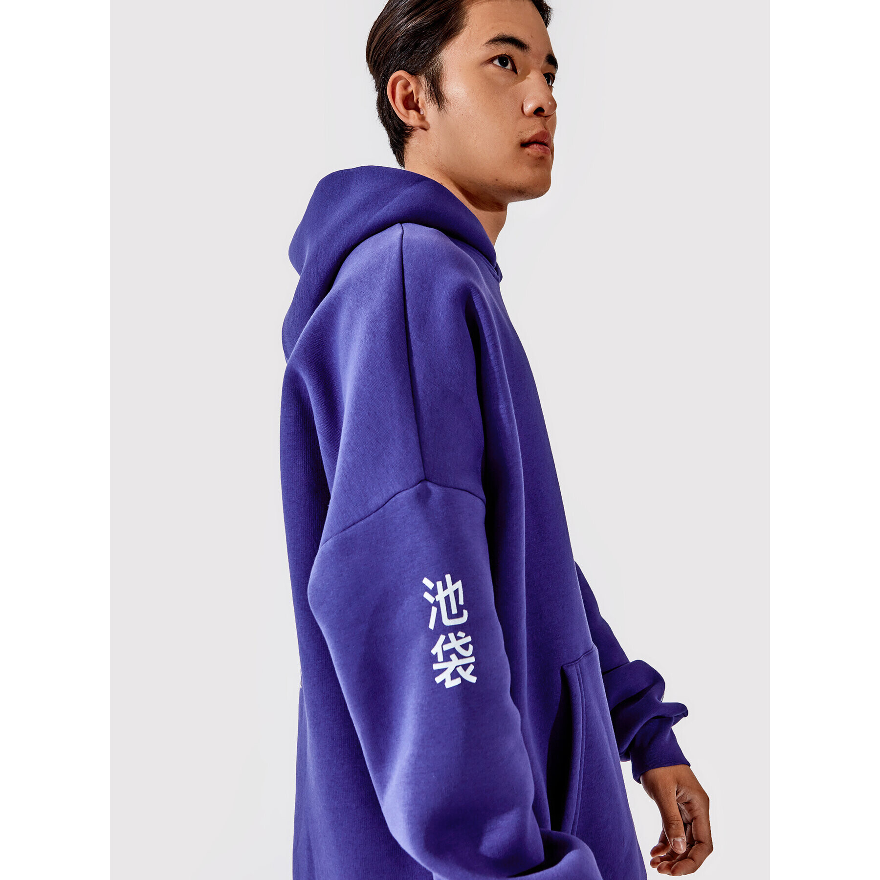 Togoshi Jopa Unisex TG22-BLU004 Mornarsko modra Oversize - Pepit.si