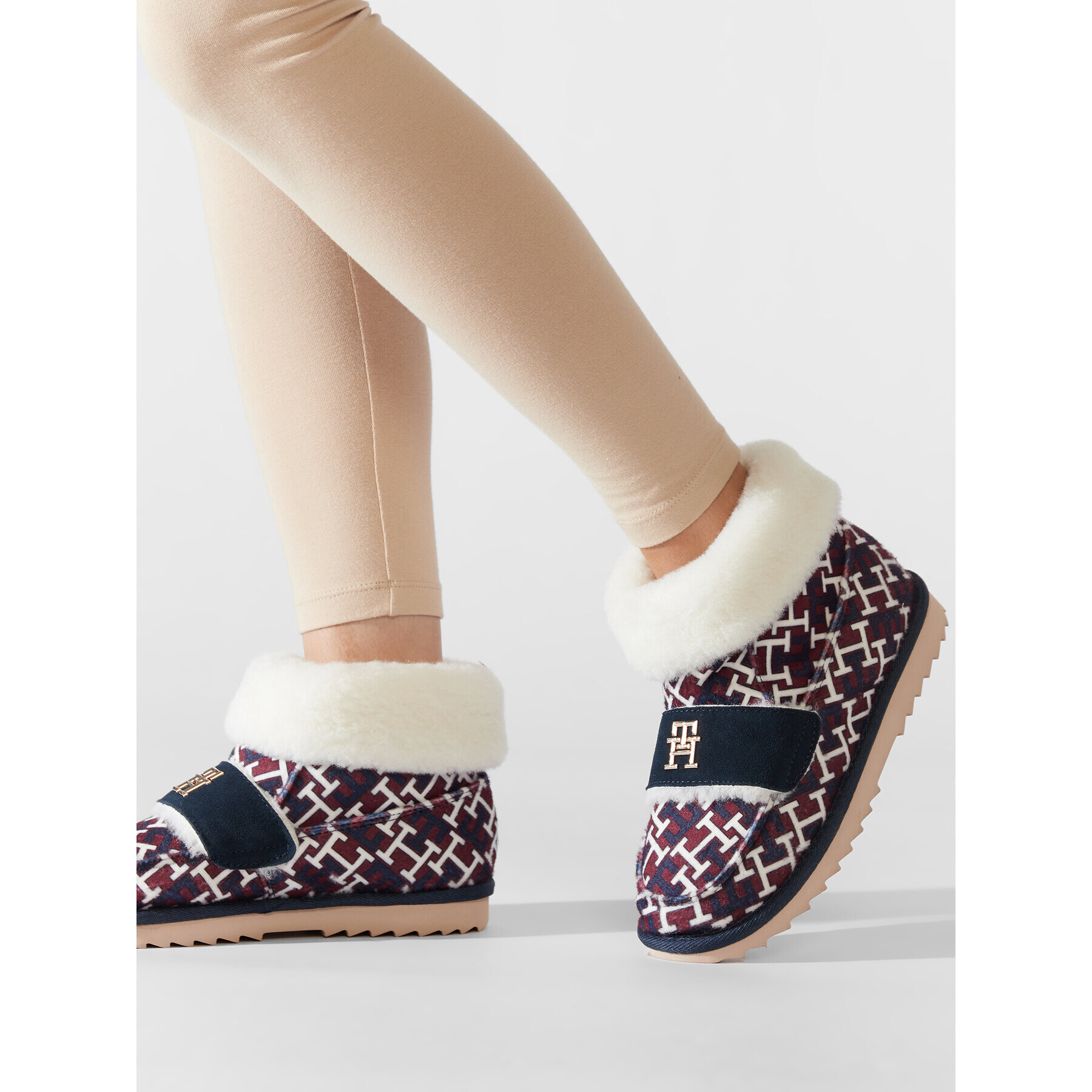 Tommy Hilfiger Copati Boot Slipper Monogram FW0FW06717 Mornarsko modra - Pepit.si