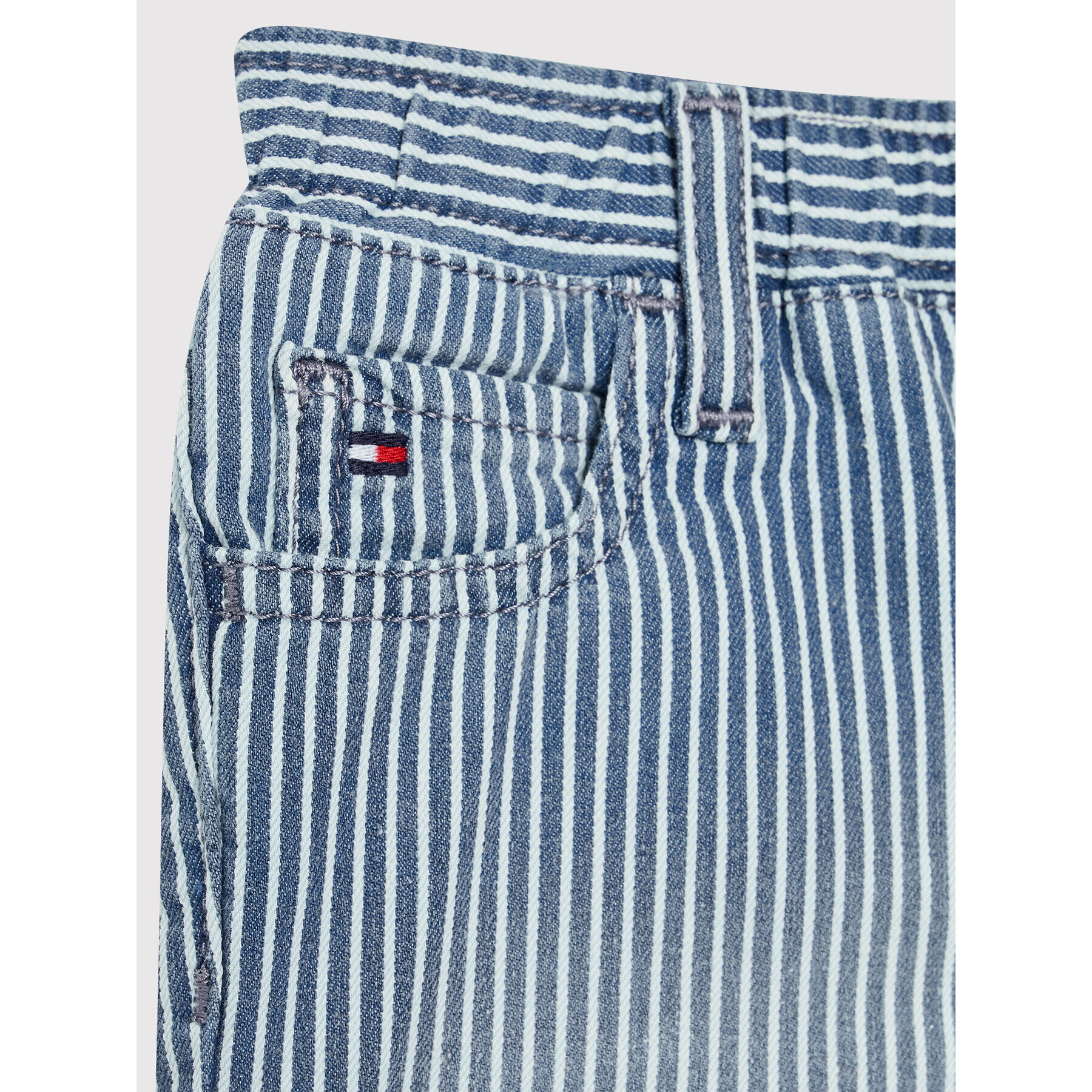 Tommy Hilfiger Jeans kratke hlače KN0KN01436 Modra Regular Fit - Pepit.si