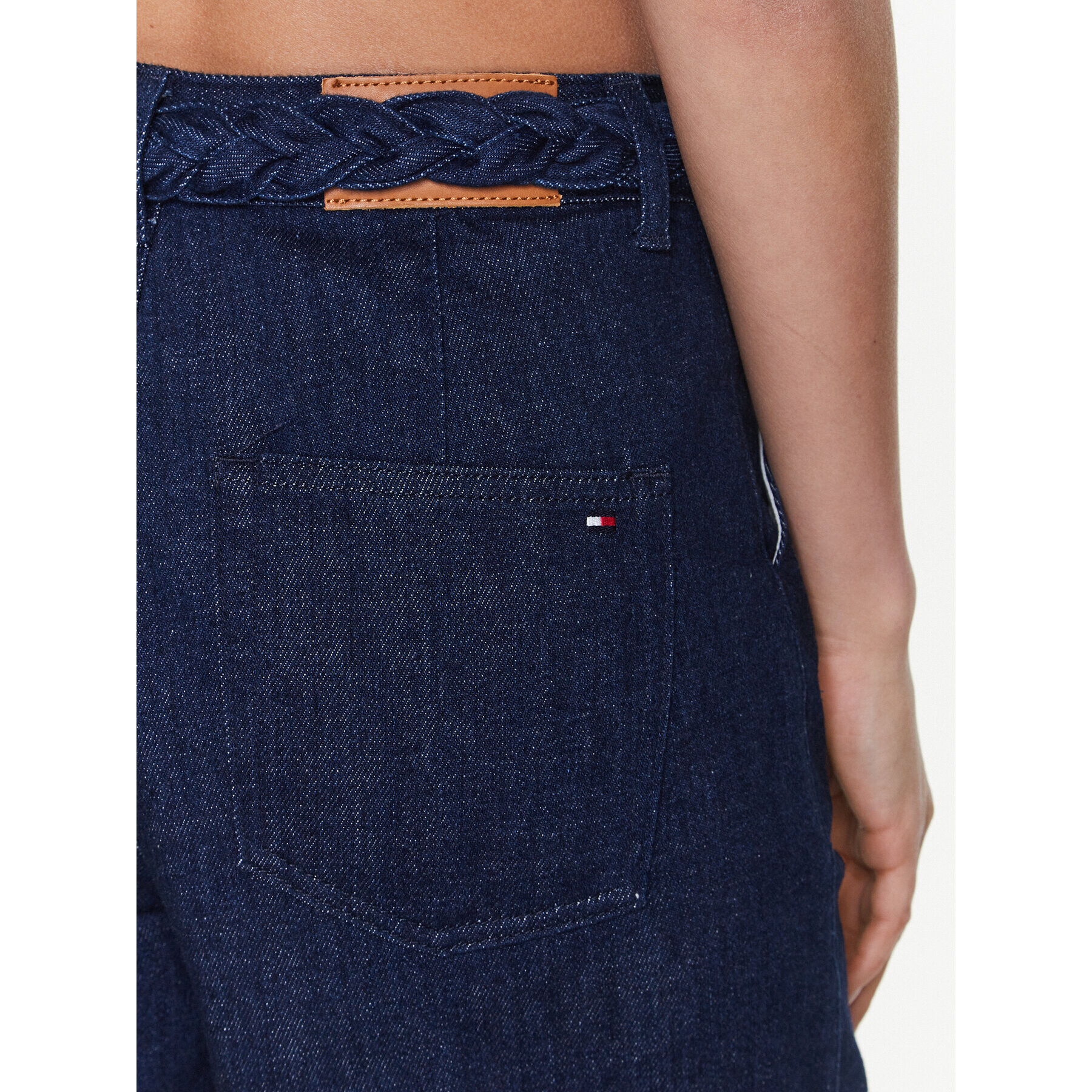 Tommy Hilfiger Jeans kratke hlače WW0WW38189 Mornarsko modra Flare Fit - Pepit.si