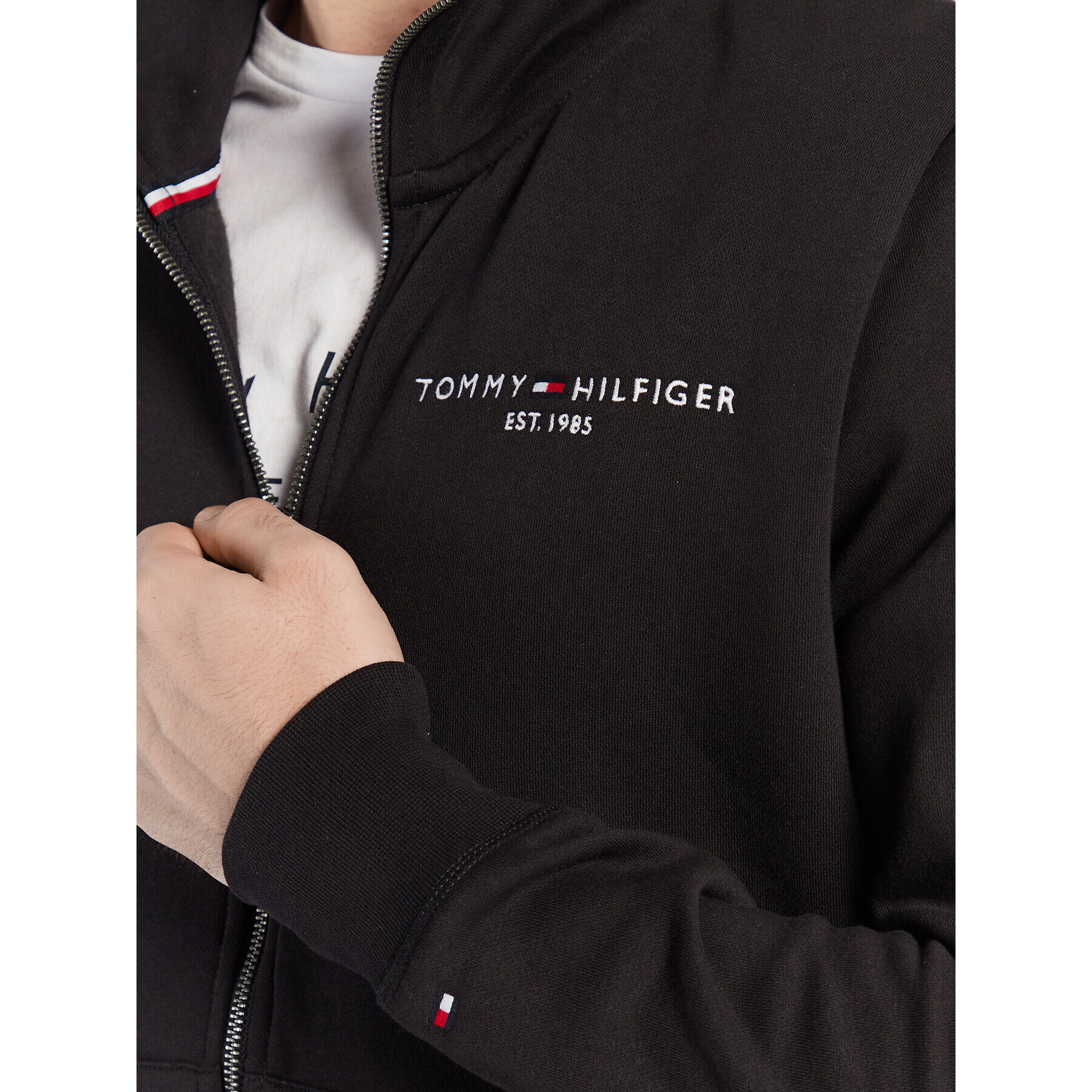 Tommy Hilfiger Jopa Logo MW0MW29327 Črna Regular Fit - Pepit.si