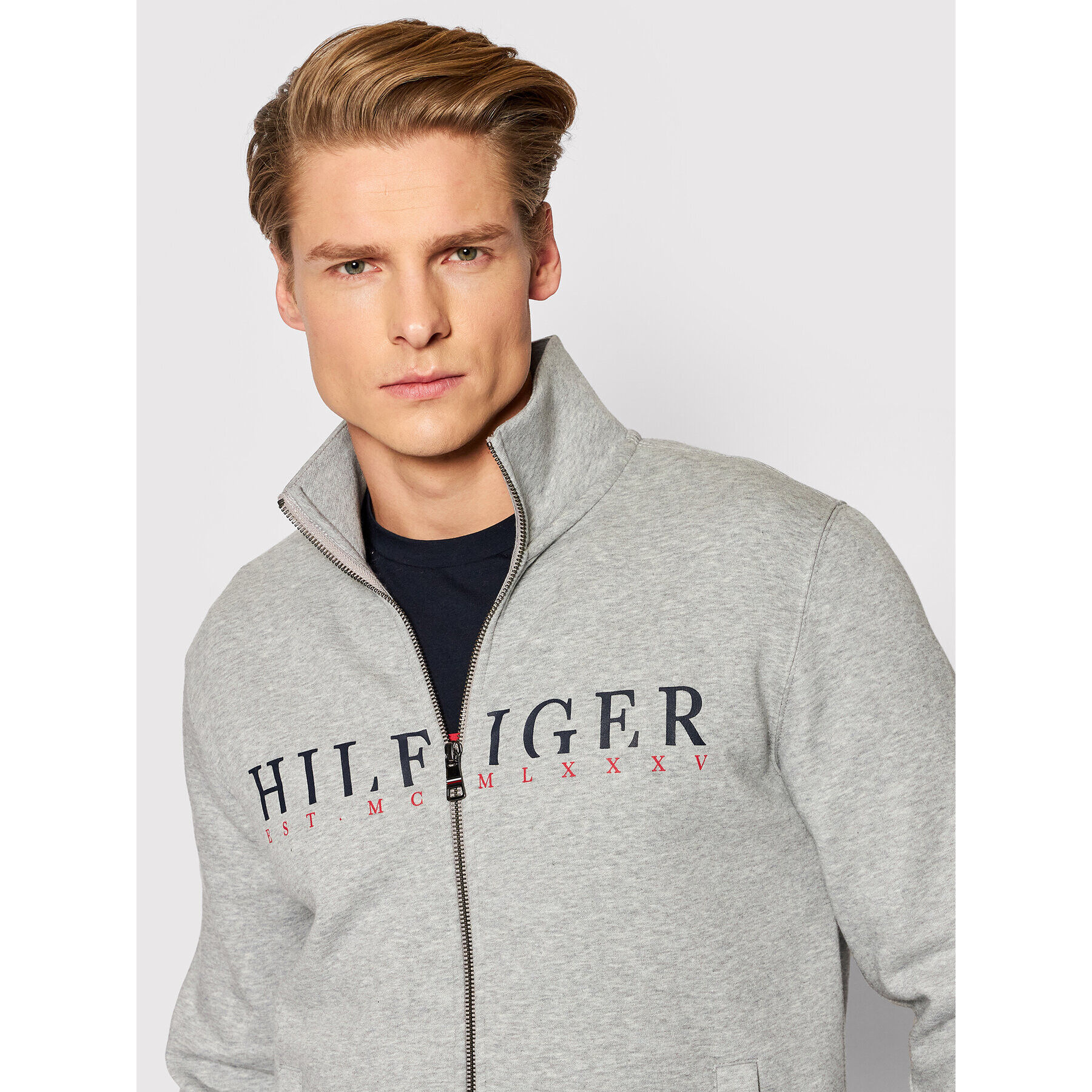 Tommy Hilfiger Jopa Logo Zip Through MW0MW22147 Siva Regular Fit - Pepit.si