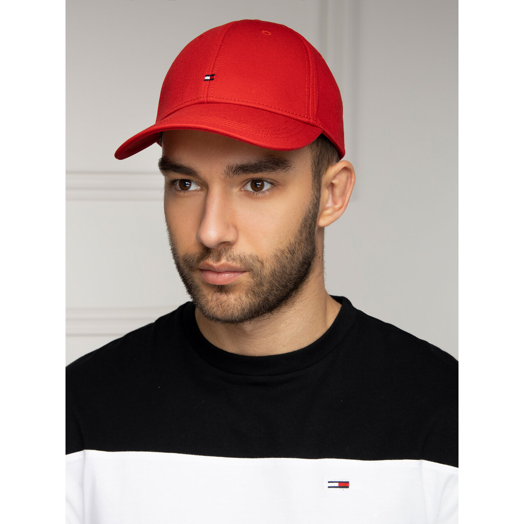 Tommy Hilfiger Kapa s šiltom Classic Bb Cap E367895041 Rdeča - Pepit.si