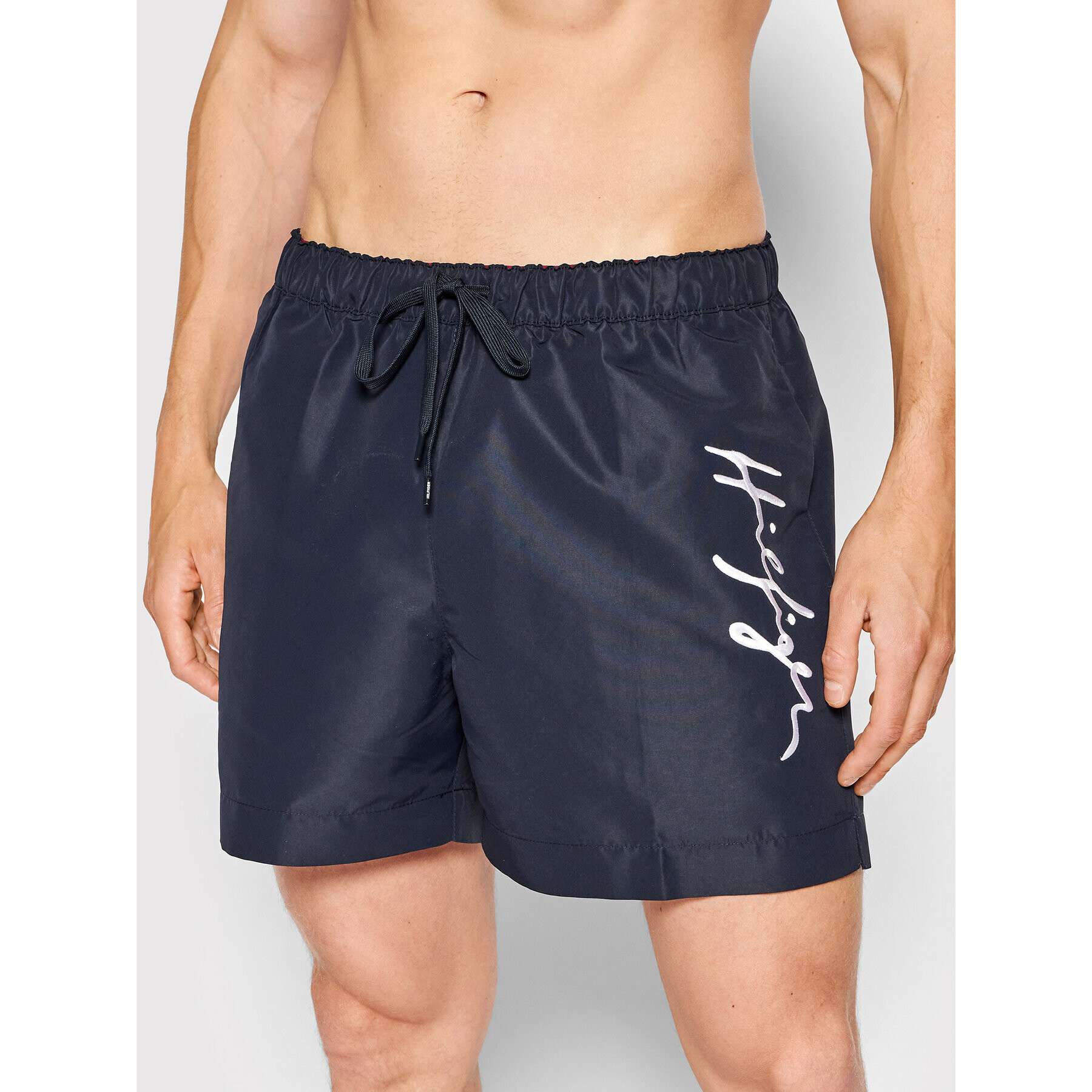 Tommy Hilfiger Kopalne hlače Medium Drawstring UM0UM02299 Mornarsko modra Regular Fit - Pepit.si