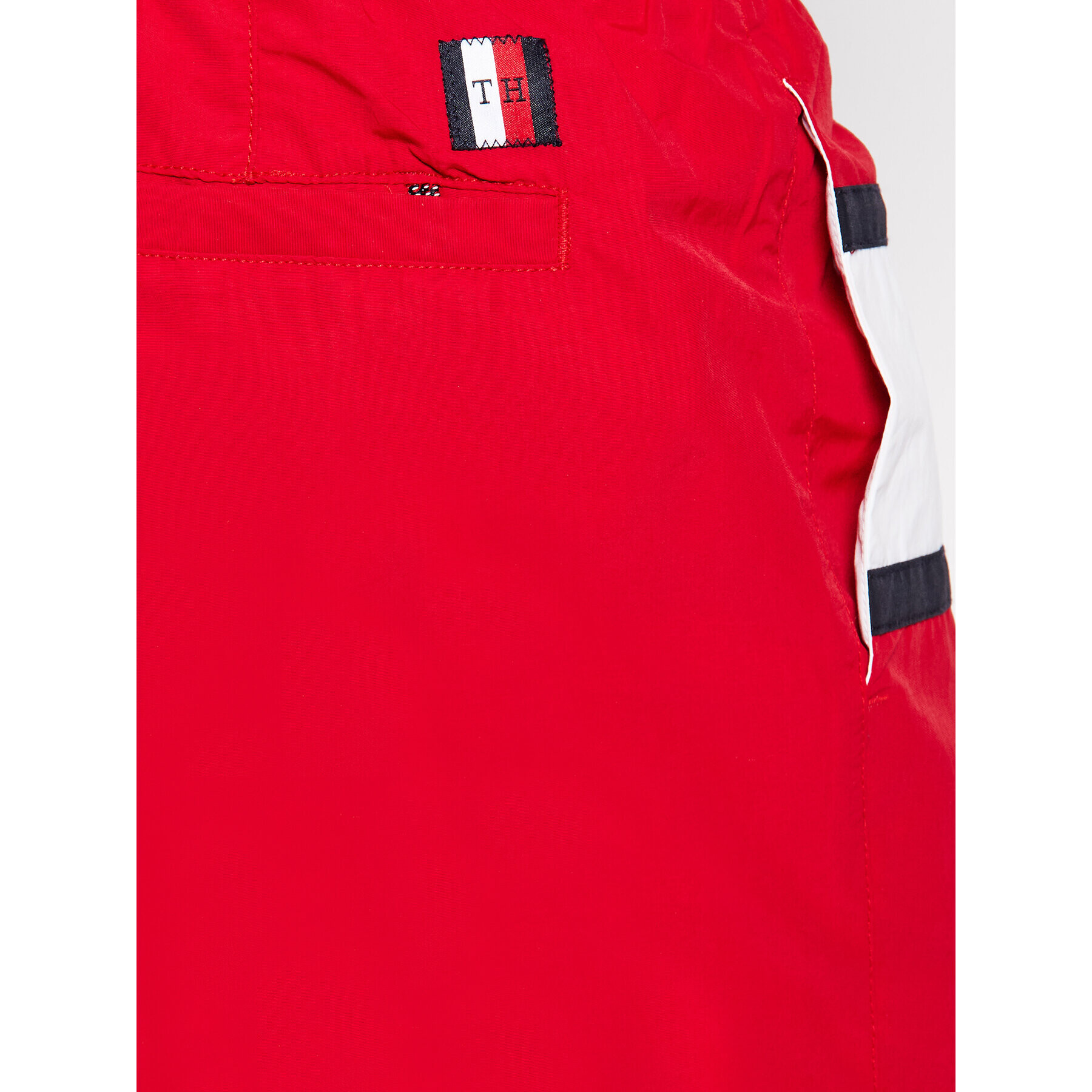 Tommy Hilfiger Kopalne hlače Medium UM0UM02055 Rdeča Regular Fit - Pepit.si