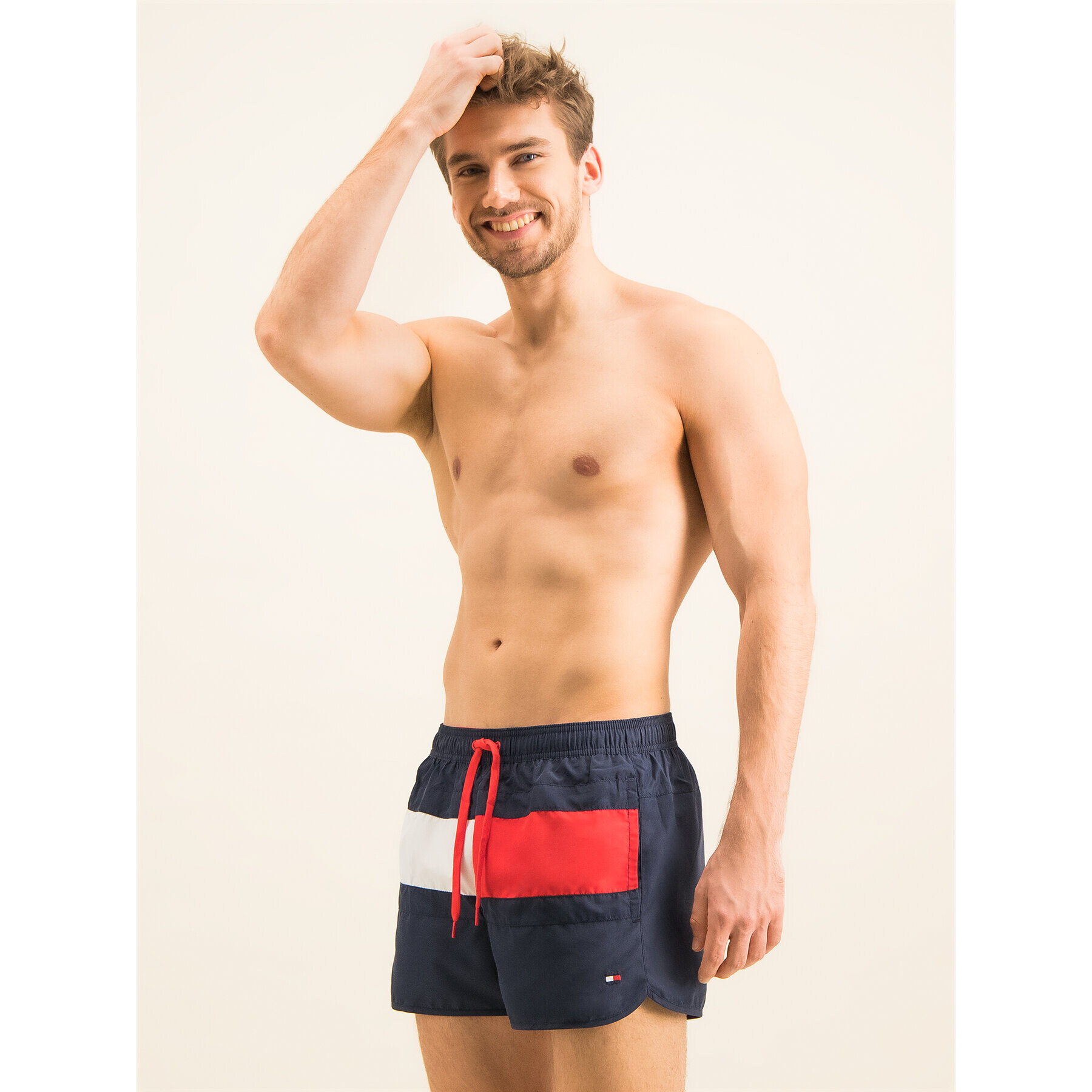 Tommy Hilfiger Kopalne hlače Runner UM0UM01703 Mornarsko modra Regular Fit - Pepit.si