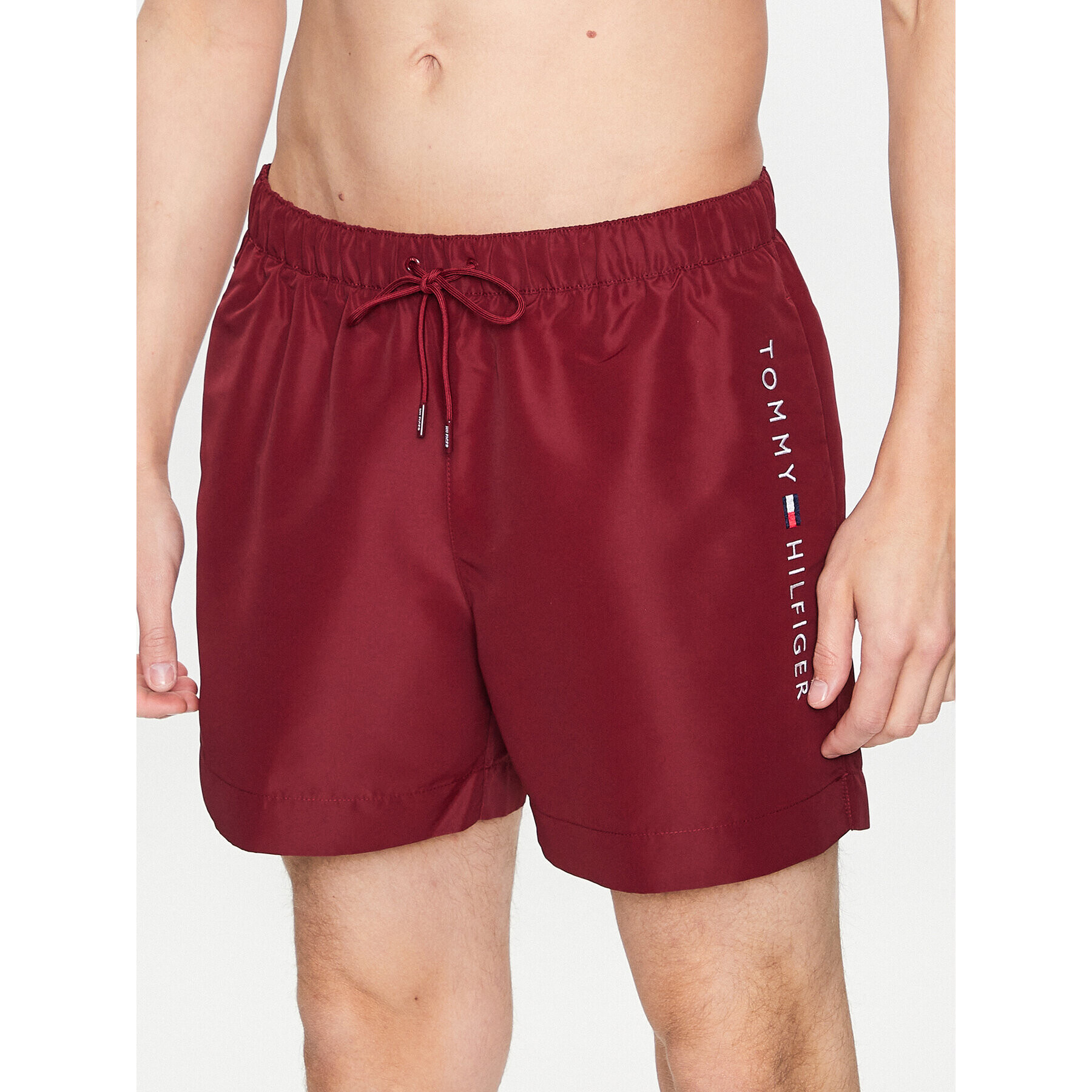 Tommy Hilfiger Kopalne hlače UM0UM02885 Bordo rdeča Regular Fit - Pepit.si