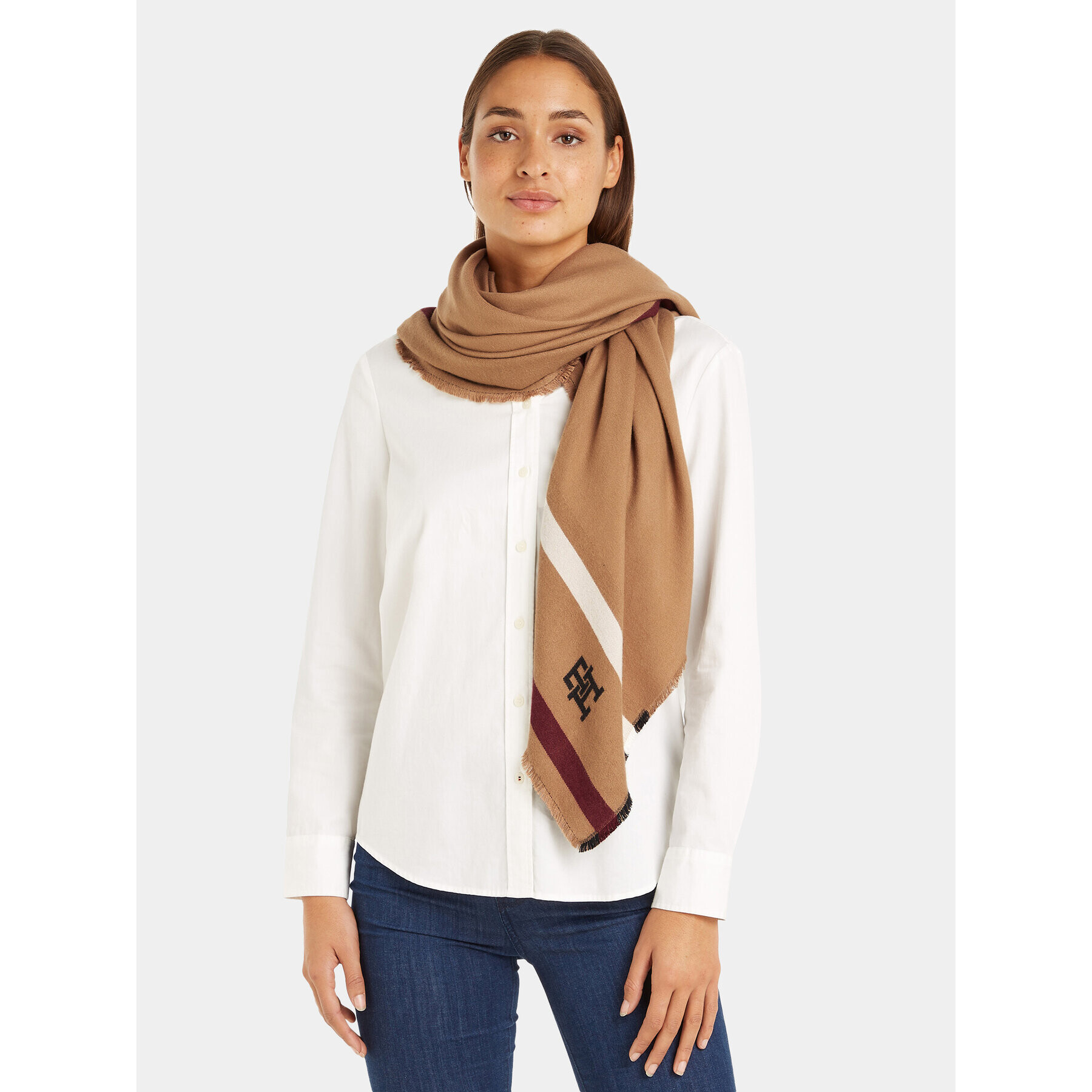 Tommy Hilfiger Naglavna ruta Th Feminine Large Square AW0AW15537 Rjava - Pepit.si