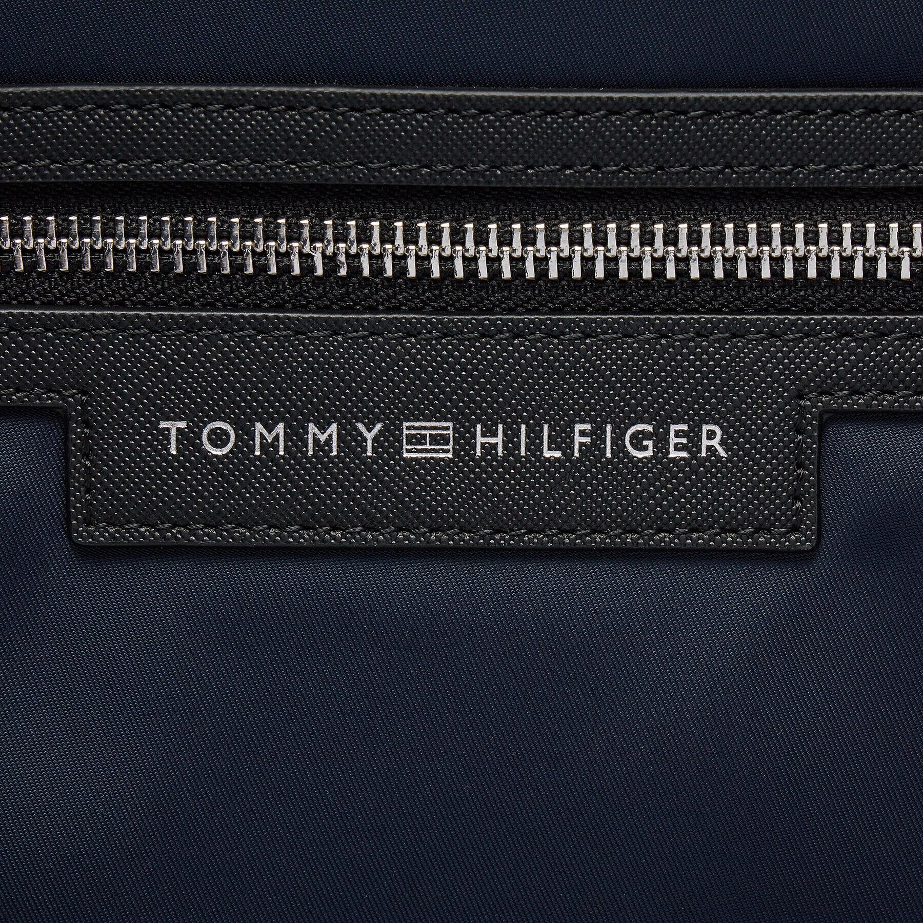 Tommy Hilfiger Nahrbtnik Th Urban Repreve Backpack AM0AM11835 Mornarsko modra - Pepit.si