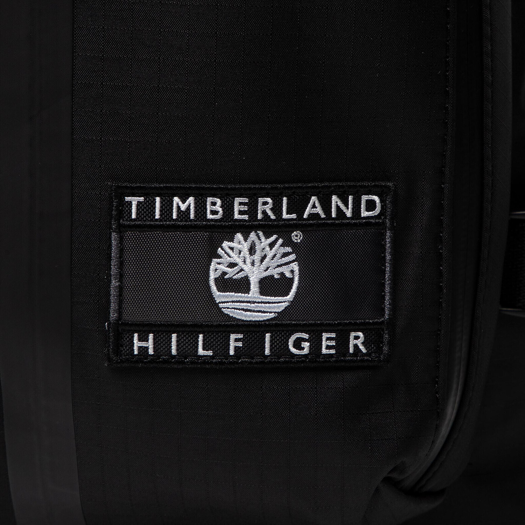 Tommy Hilfiger Nahrbtnik Th X Tbl Ri Backpack AU0AU01240 Črna - Pepit.si