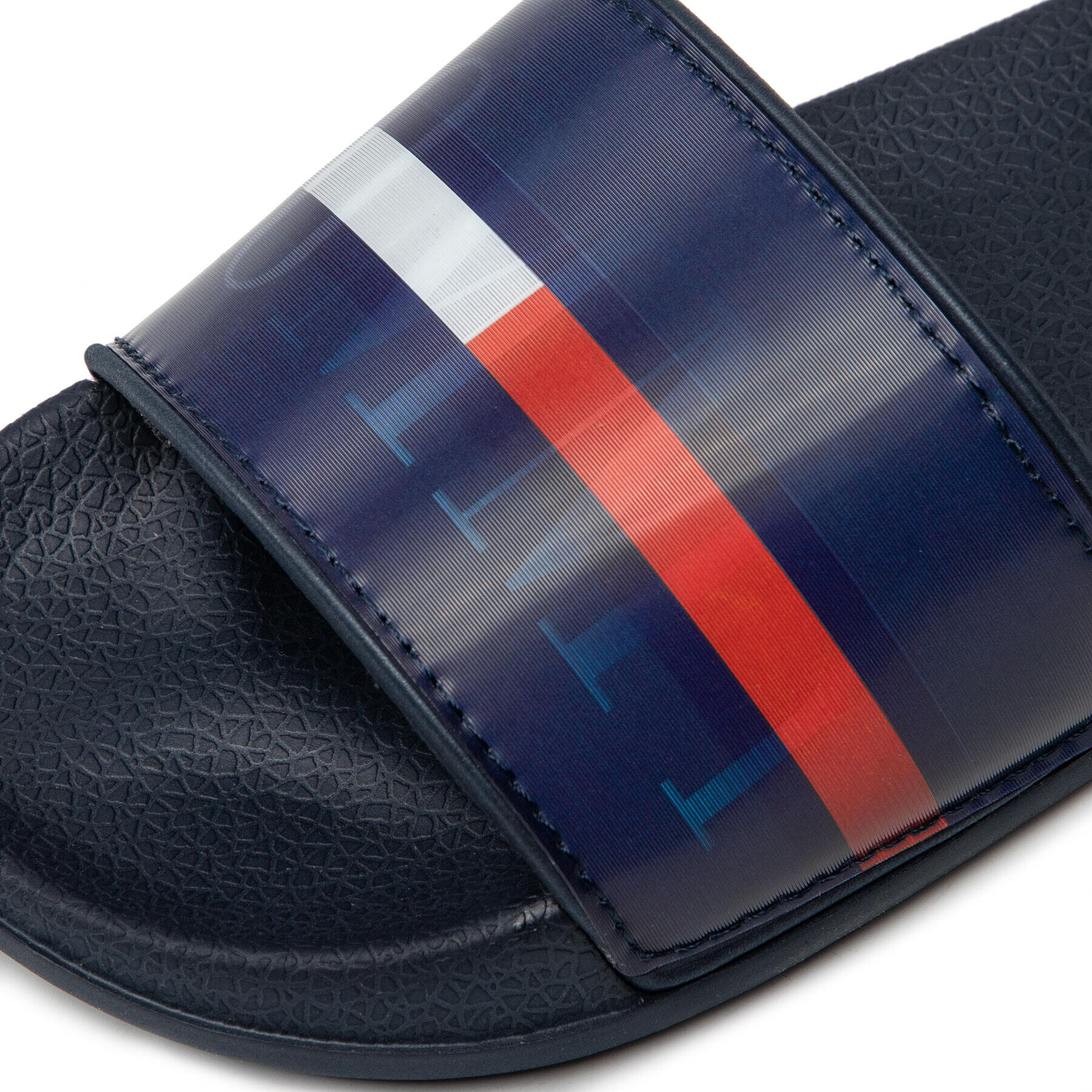 Tommy Hilfiger Natikači Holographic Pool Slide T3B0-32276-1172 M Mornarsko modra - Pepit.si