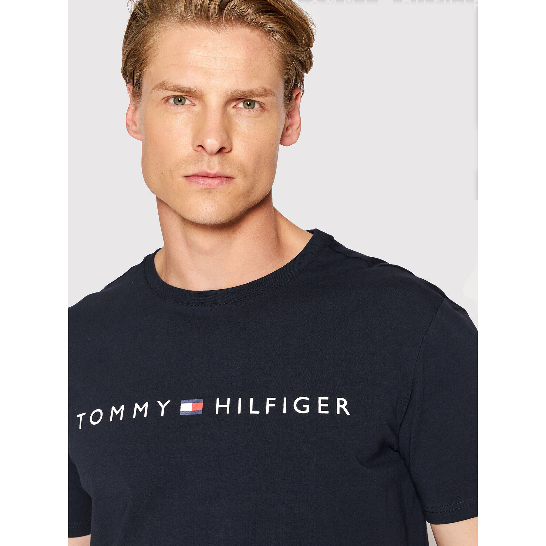 Tommy Hilfiger Pižama UM0UM01959 Pisana Regular Fit - Pepit.si