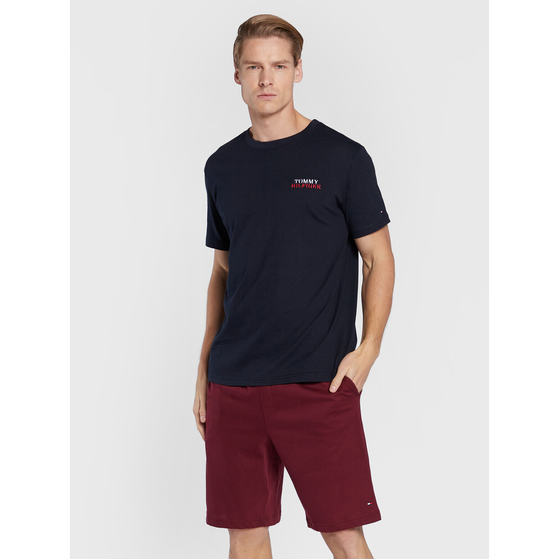 Tommy Hilfiger Pižama UM0UM02433 Pisana Regular Fit - Pepit.si