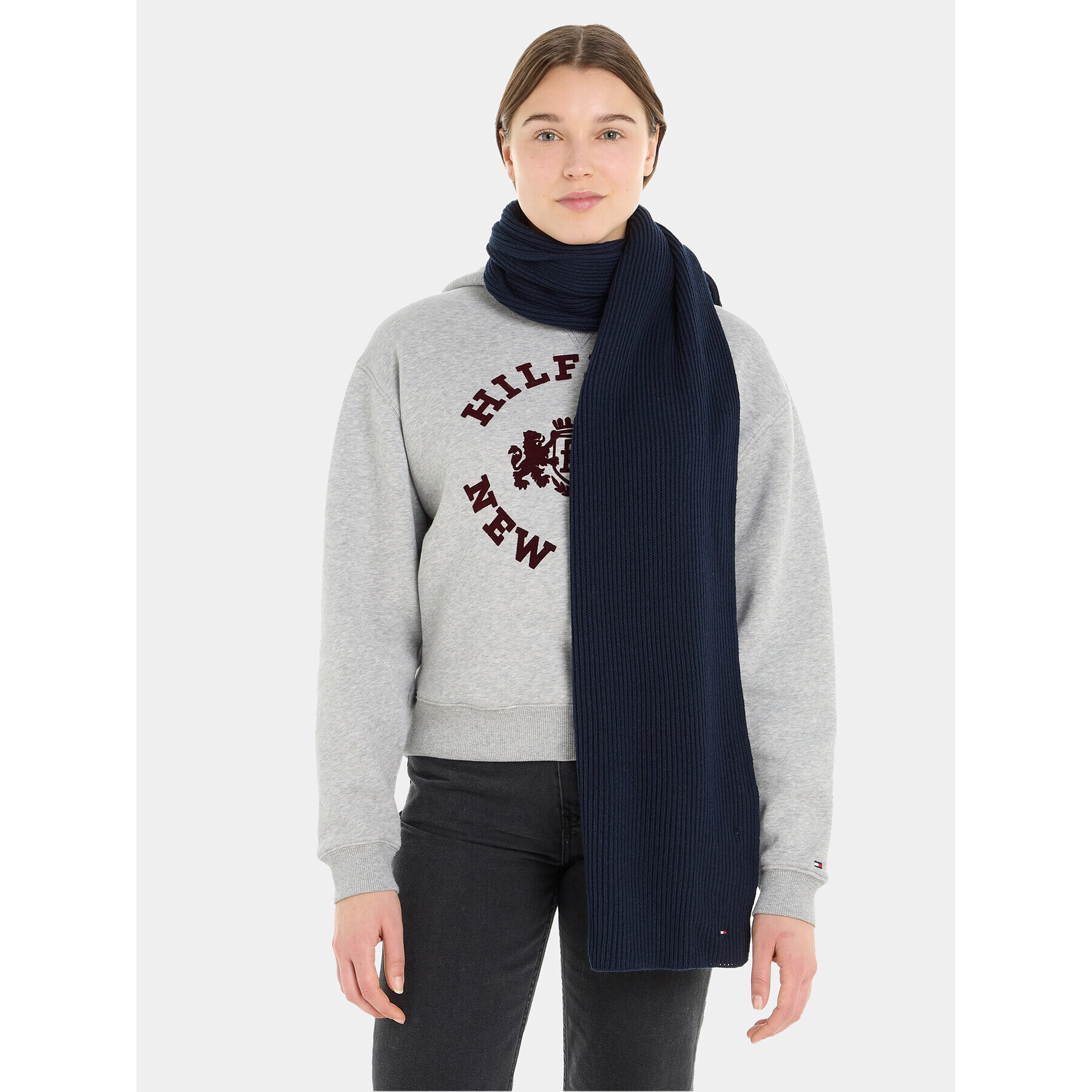 Tommy Hilfiger Šal Essential Flag Scarf AW0AW15348 Mornarsko modra - Pepit.si