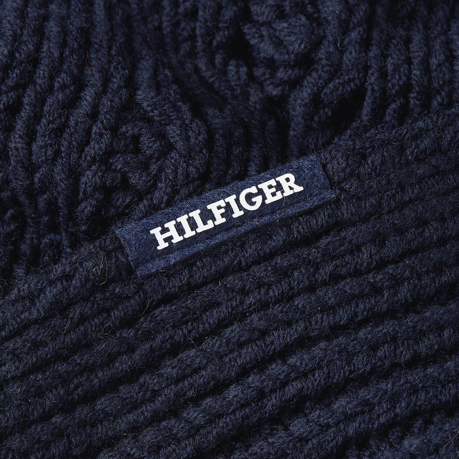 Tommy Hilfiger Šal Monotype Chunky Knit Scarf AM0AM11507 Mornarsko modra - Pepit.si