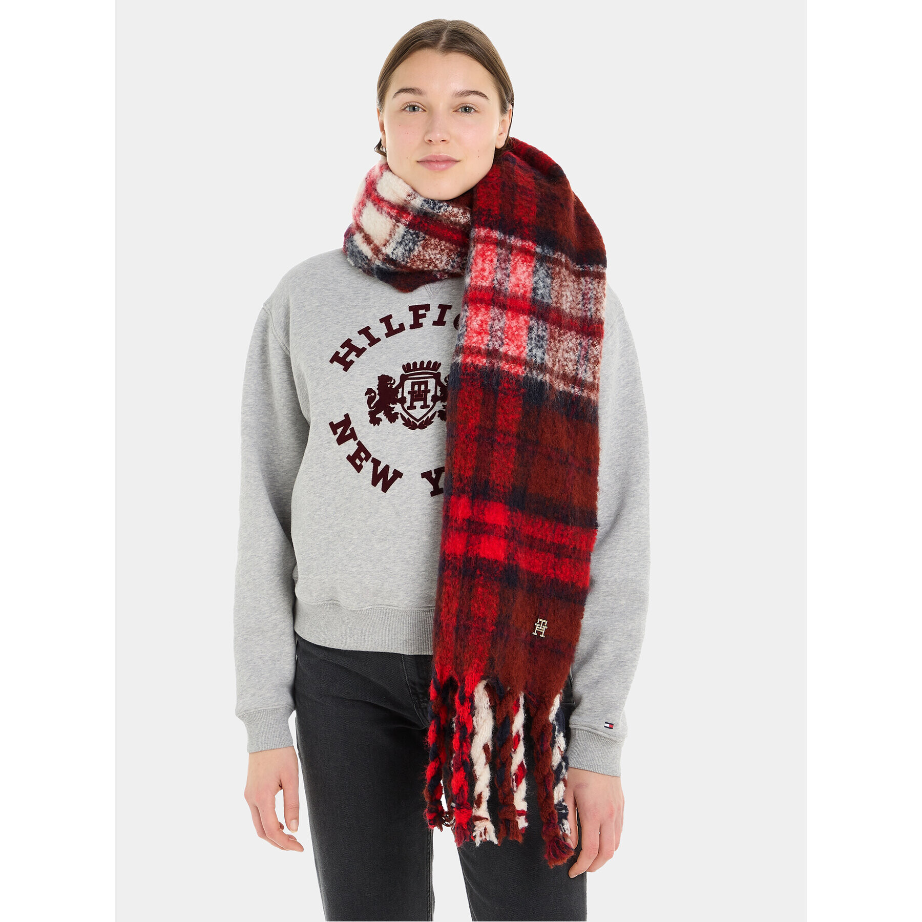 Tommy Hilfiger Šal Tommy Check Scarf AW0AW15337 Mornarsko modra - Pepit.si