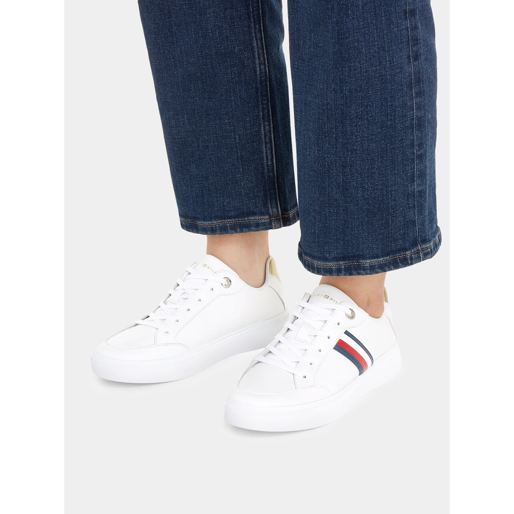 Tommy Hilfiger Superge Elevated Global Stripes Sneaker FW0FW07446 Bela - Pepit.si