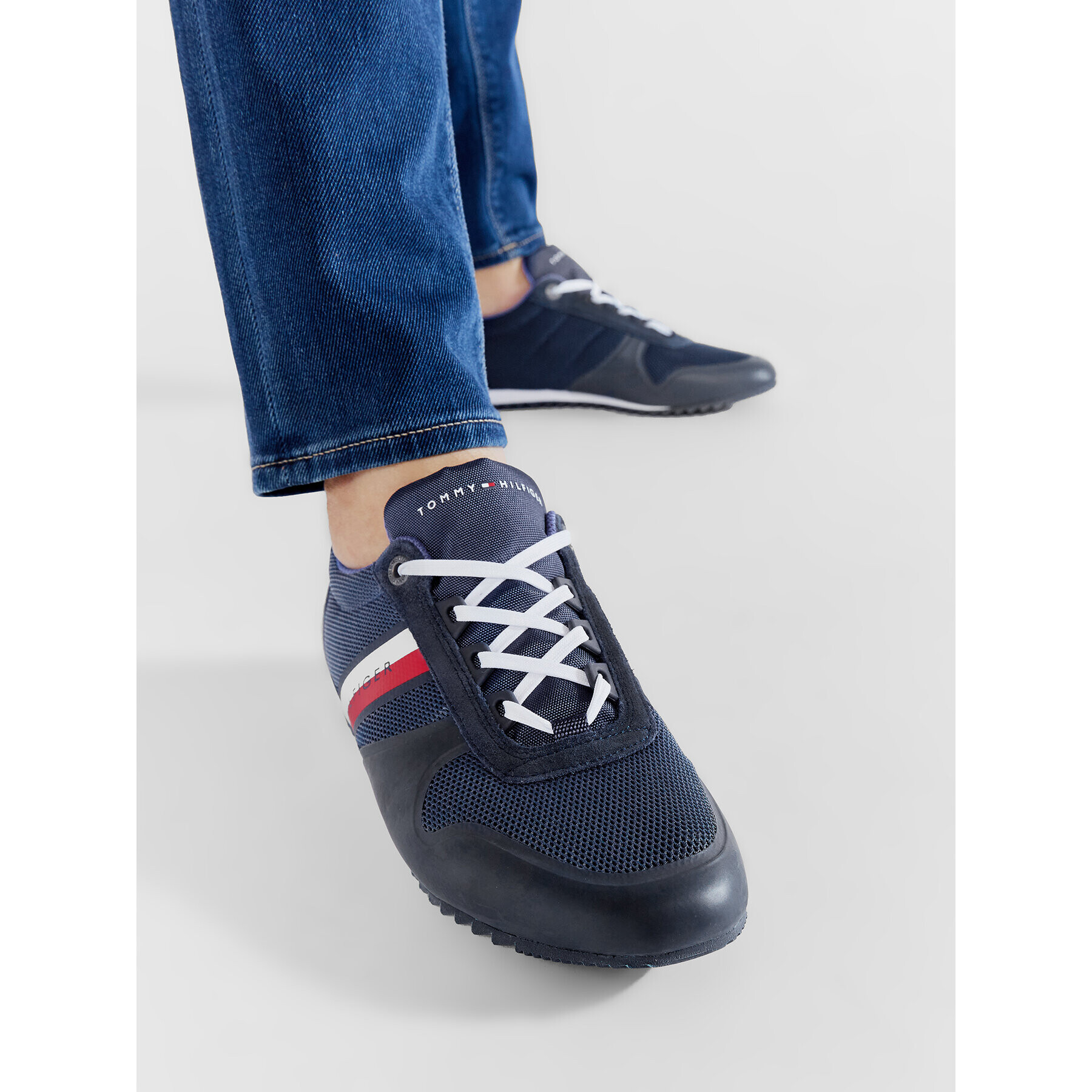 Tommy Hilfiger Superge Essential Modern Mesh Runner FM0FM02270 Mornarsko modra - Pepit.si