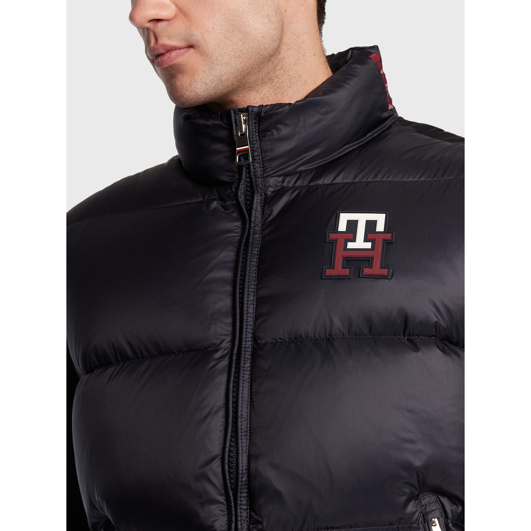 Tommy Hilfiger Telovnik Zero Gravity MW0MW28732 Mornarsko modra Regular Fit - Pepit.si