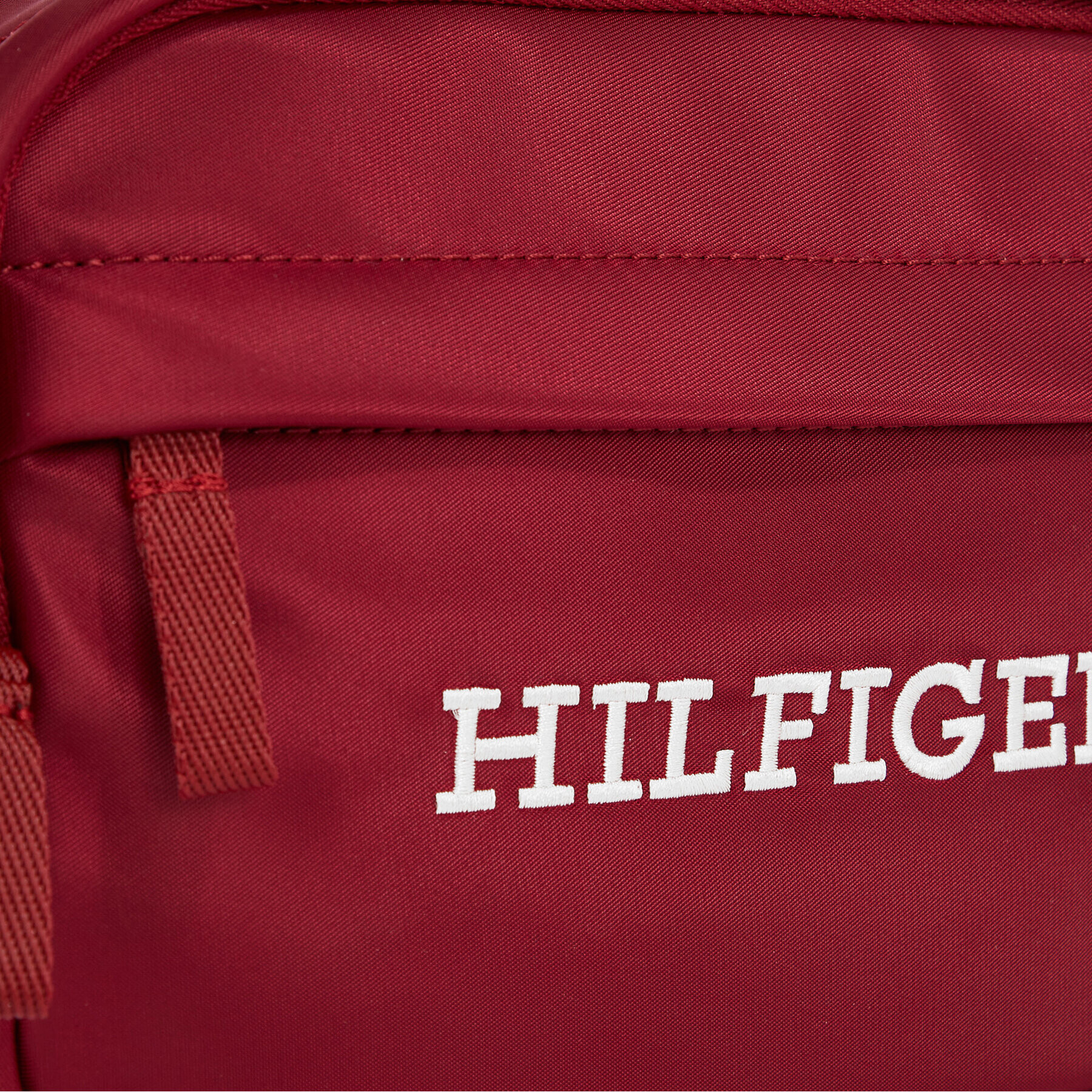 Tommy Hilfiger torba za okoli pasu Corporate Hilfiger Bymbag AU0AU01728 Bordo rdeča - Pepit.si