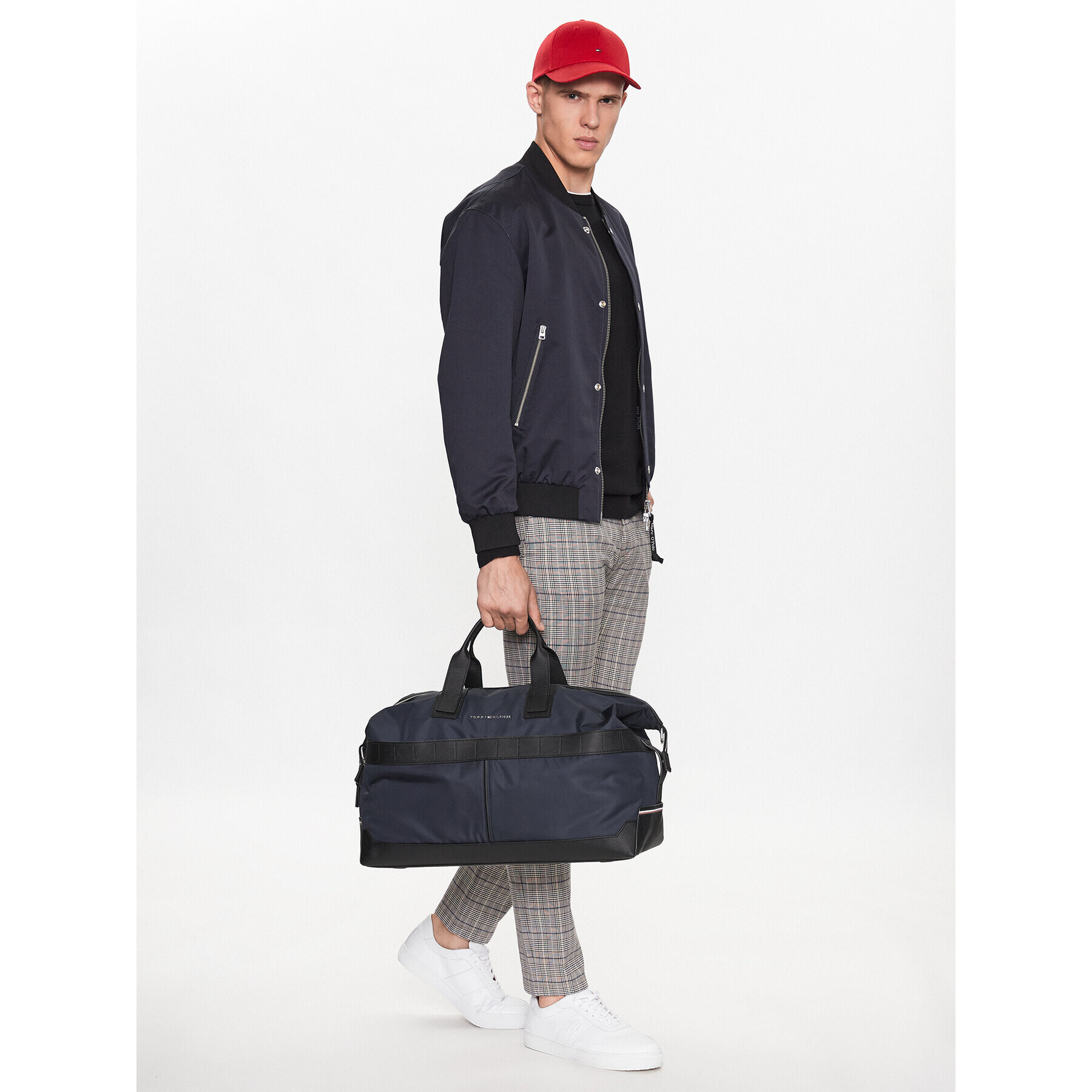 Tommy Hilfiger Torbica Th Elevated Nylon Weekender AM0AM10941 Mornarsko modra - Pepit.si