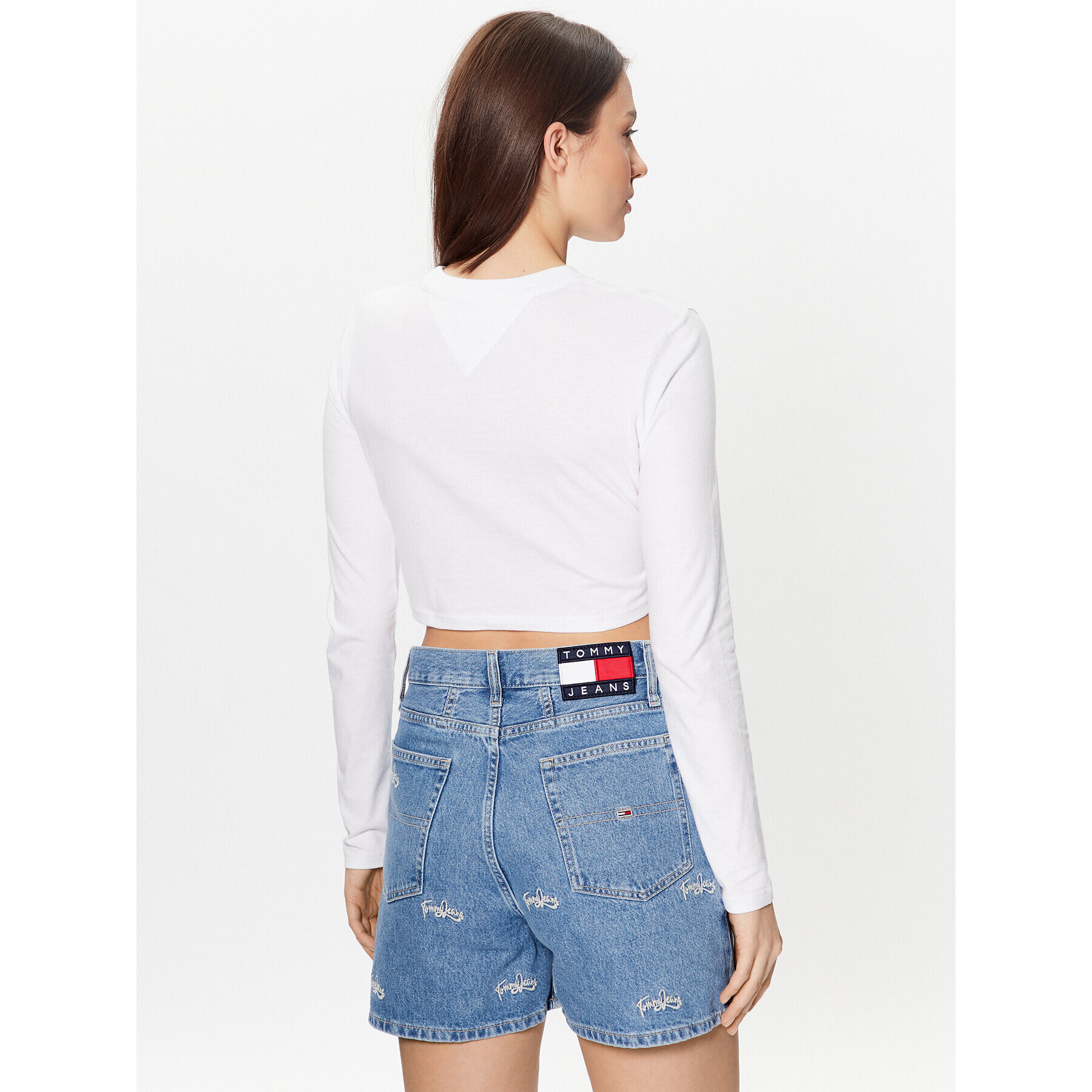 Tommy Jeans Bluza Essential Logo DW0DW15443 Bela Cropped Fit - Pepit.si