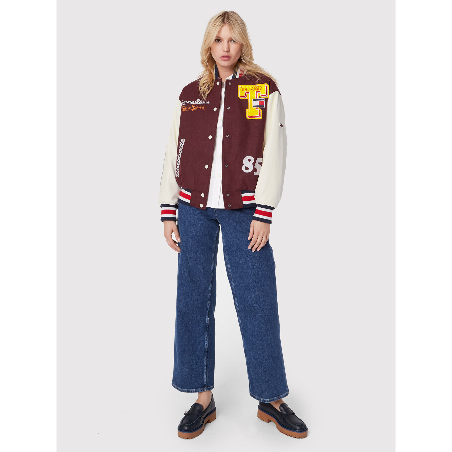 Tommy Jeans Bomber jakna Tjw Letterman DW0DW14293 Bordo rdeča Relaxed Fit - Pepit.si