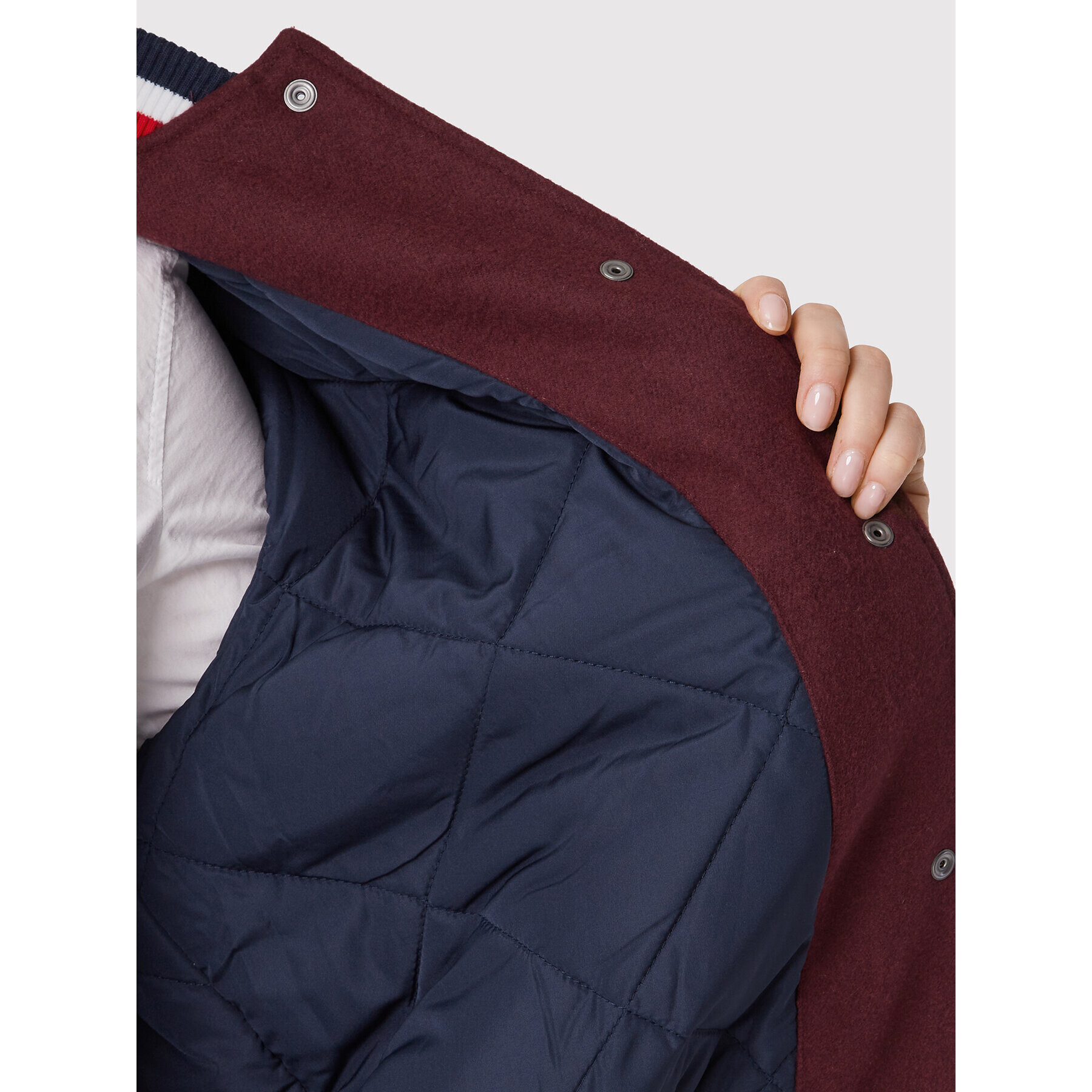 Tommy Jeans Bomber jakna Tjw Letterman DW0DW14293 Bordo rdeča Relaxed Fit - Pepit.si