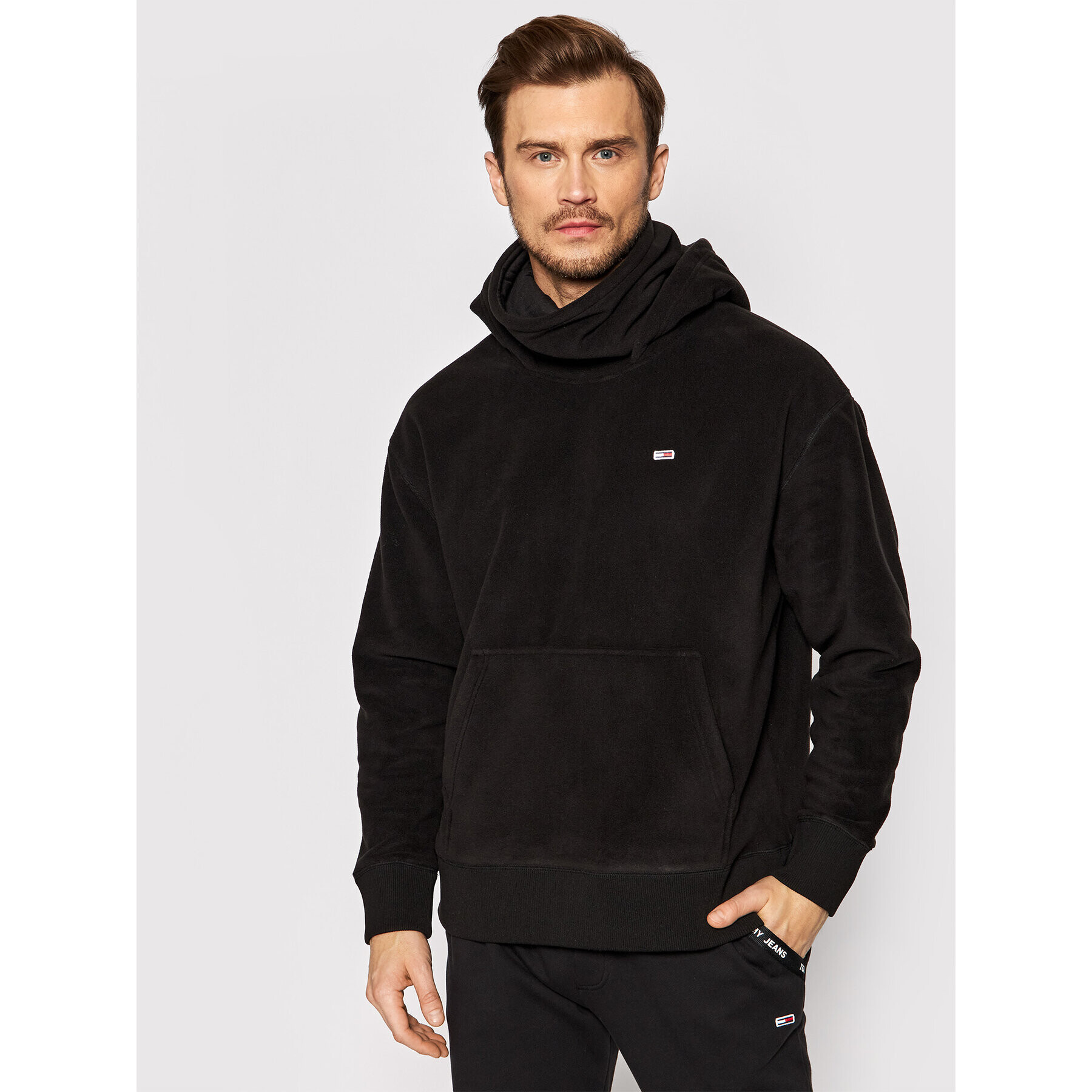 Tommy Jeans Flis Funnel Neck Winter DM0DM12379 Črna Regular Fit - Pepit.si