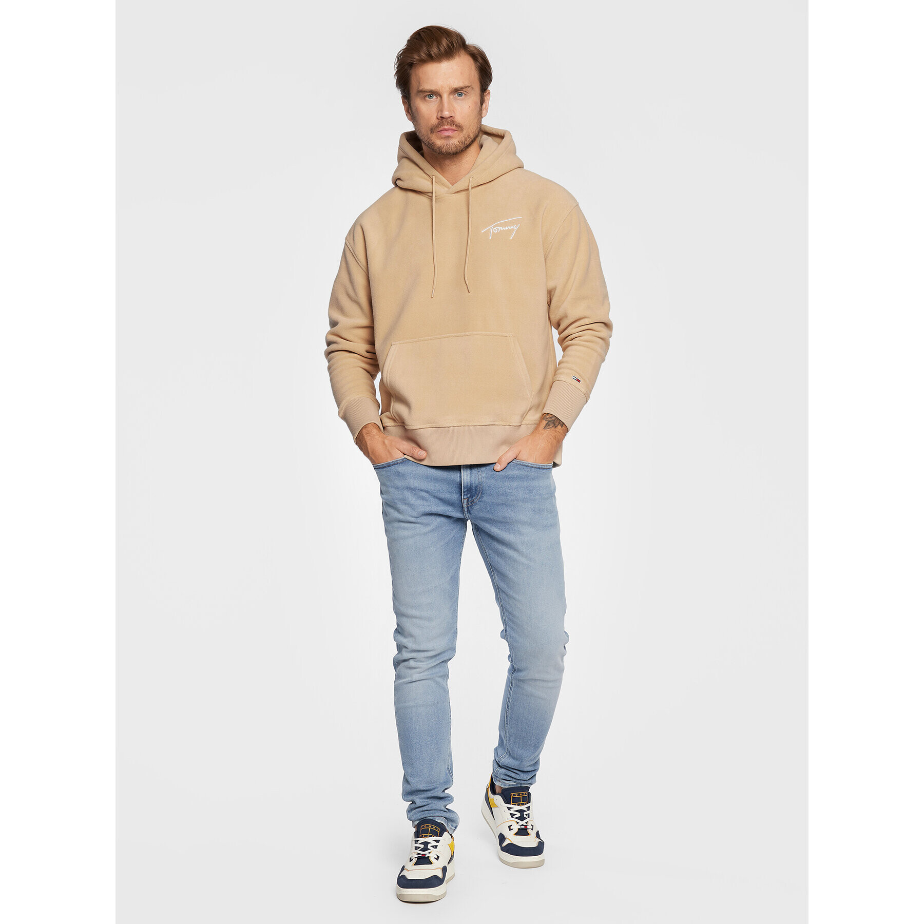 Tommy Jeans Flis Signature DM0DM15030 Bež Relaxed Fit - Pepit.si