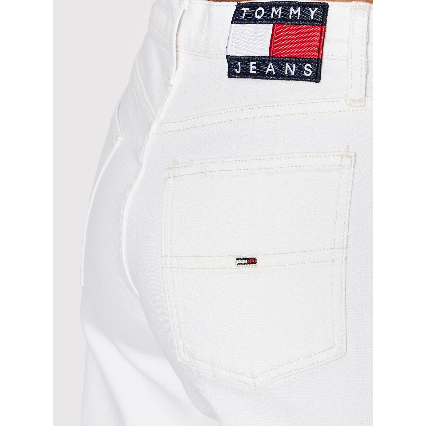 Tommy Jeans Jeans hlače Izzie DW0DW12390 Bela Slim Fit - Pepit.si