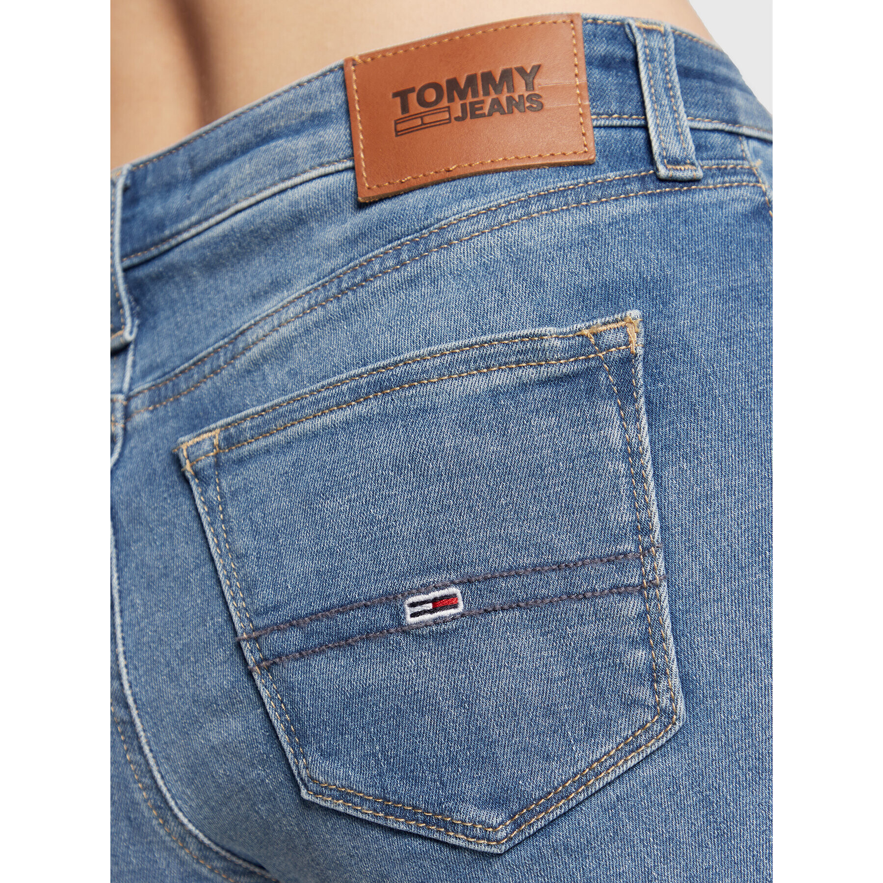 Tommy Jeans Jeans kratke hlače DW0DW12513 Modra Regular Fit - Pepit.si