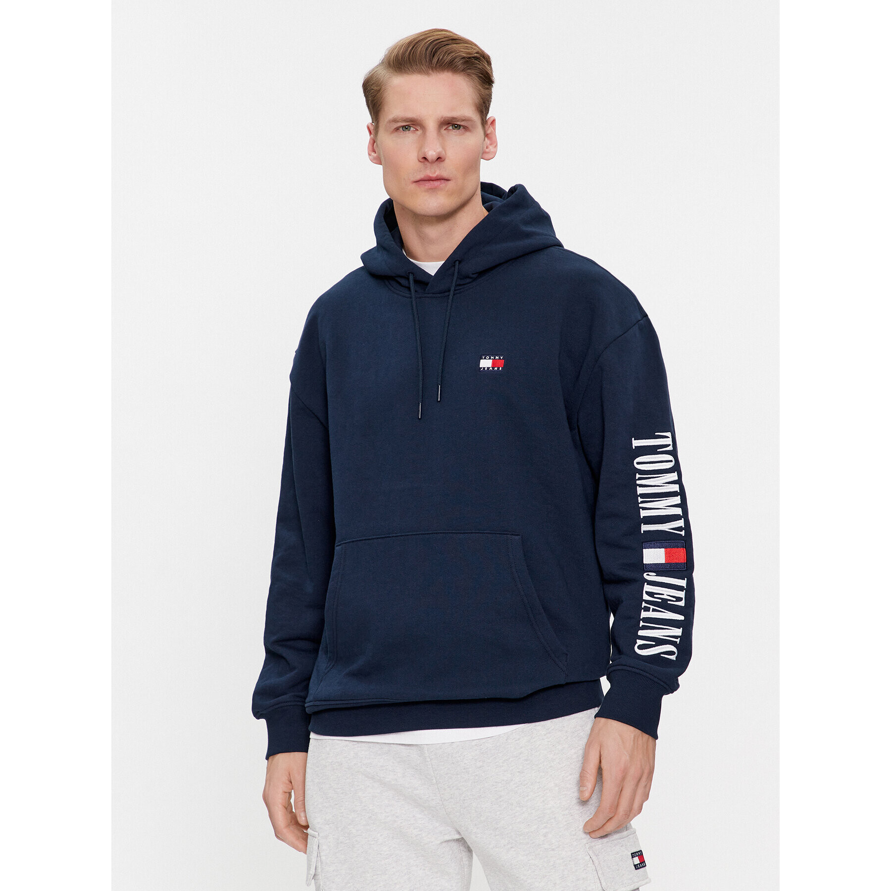 Tommy Jeans Jopa Archive DM0DM18494 Mornarsko modra Relaxed Fit - Pepit.si