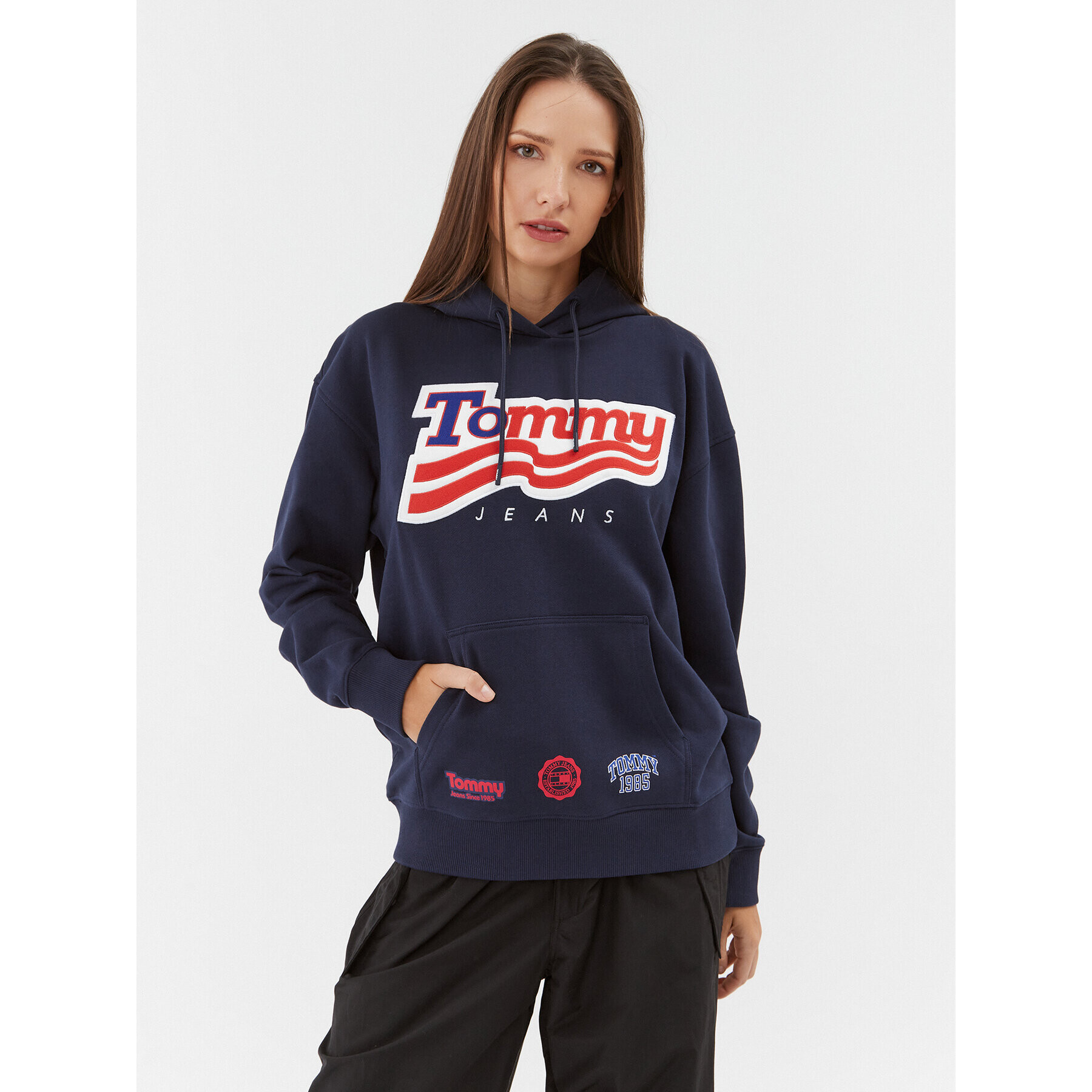 Tommy Jeans Jopa DW0DW17689 Mornarsko modra Relaxed Fit - Pepit.si