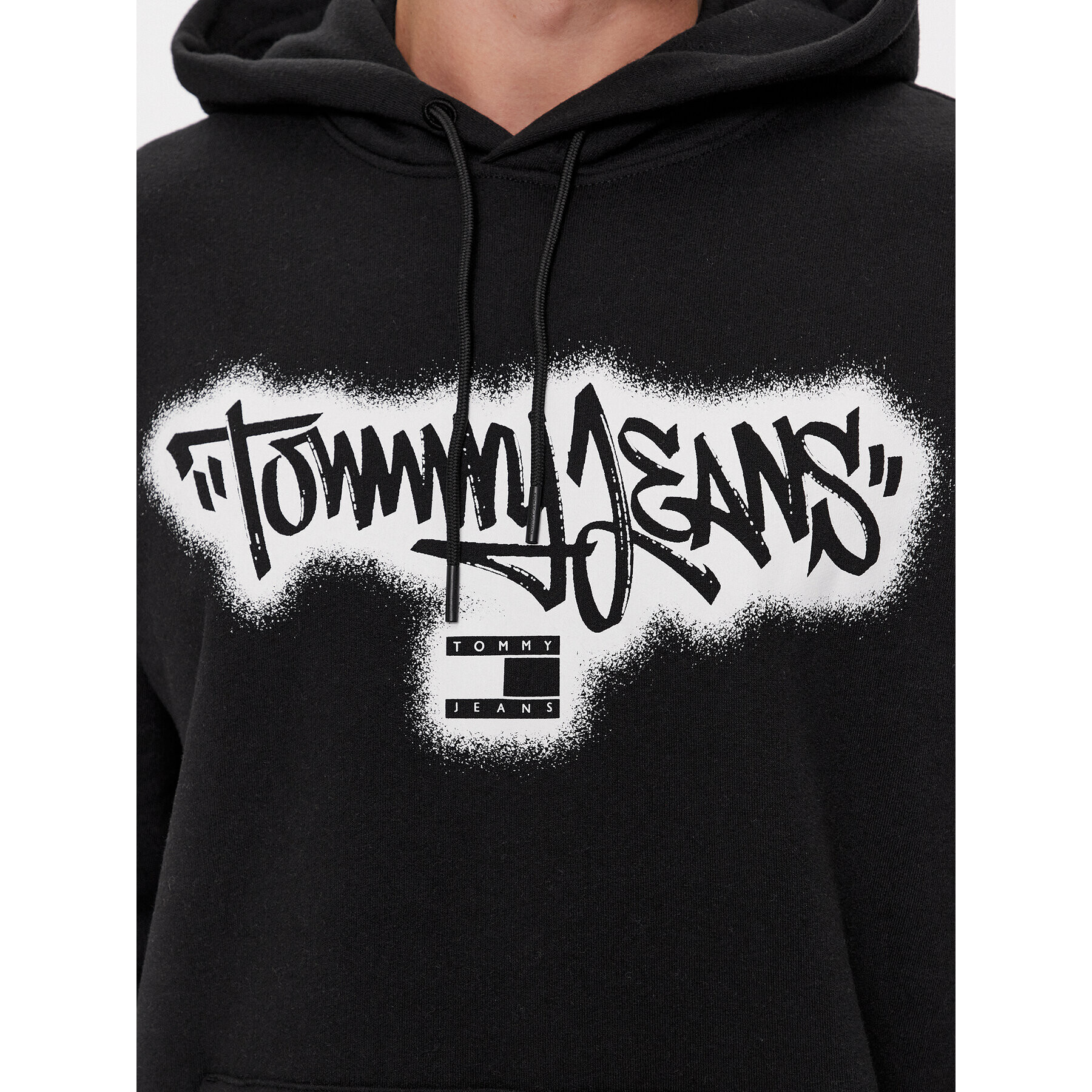 Tommy Jeans Jopa Spray Graffiti DM0DM18419 Črna Relaxed Fit - Pepit.si