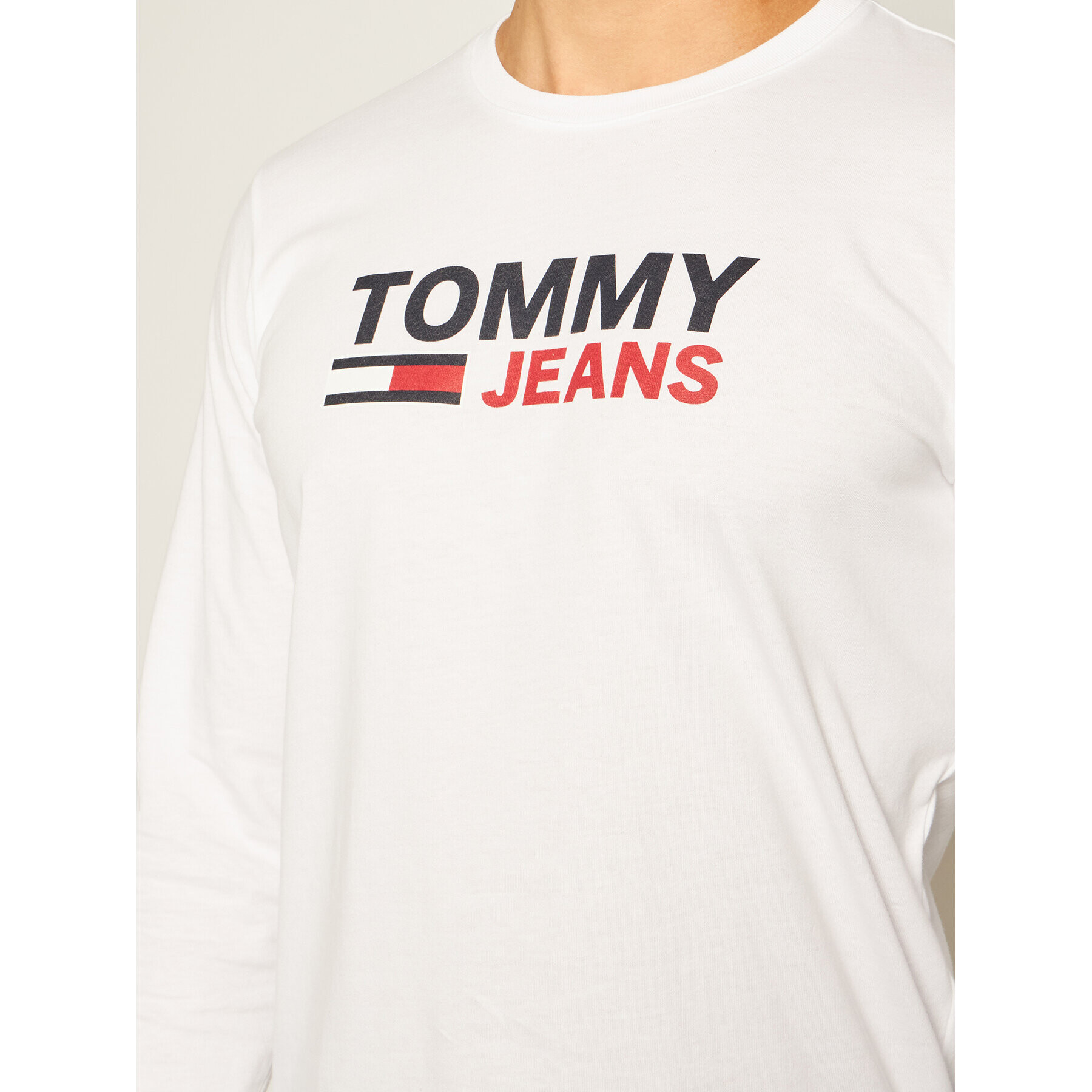 Tommy Jeans Majica z dolgimi rokavi Corp Logo Tee DM0DM09487 Bela Regular Fit - Pepit.si