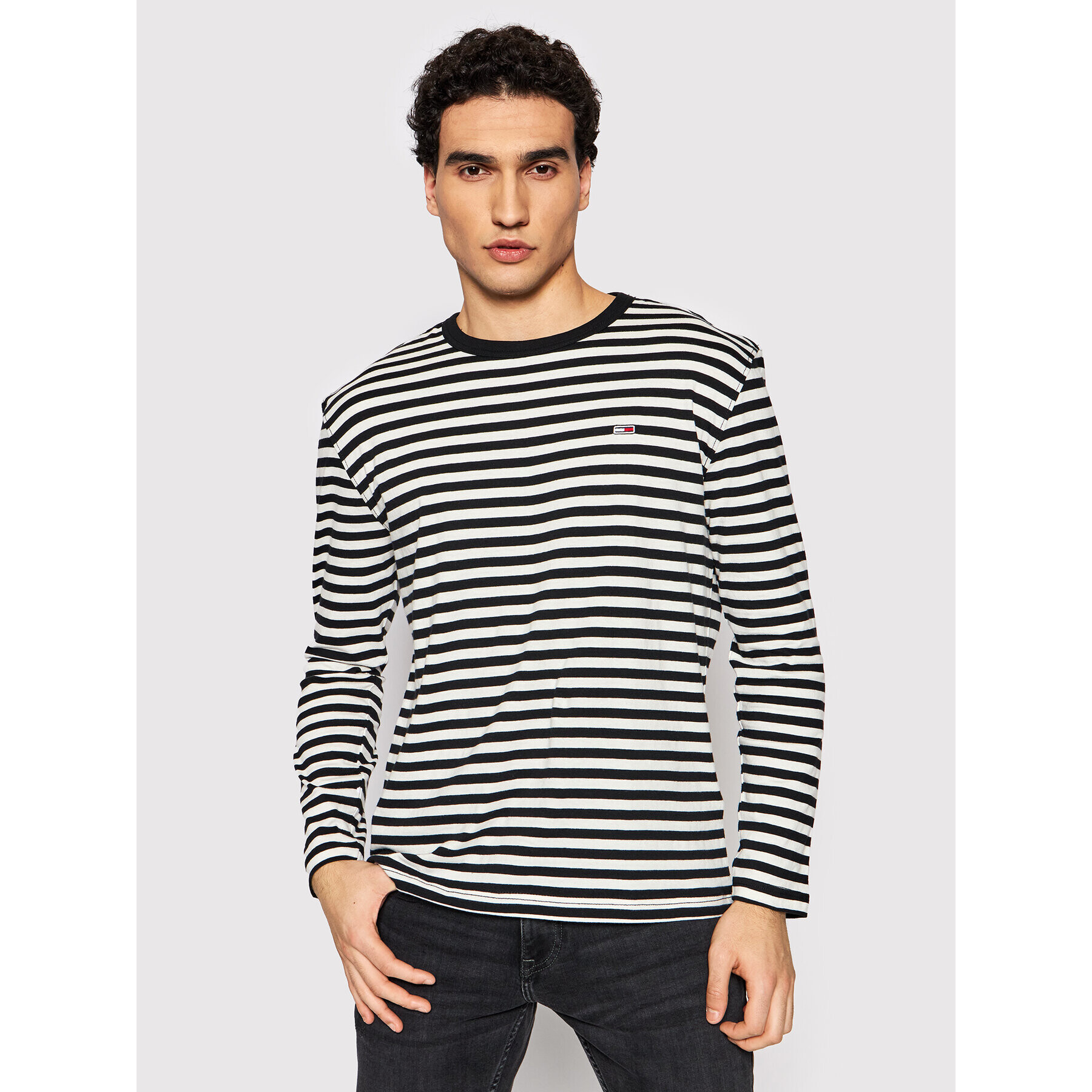 Tommy Jeans Majica z dolgimi rokavi Striped DM0DM12474 Črna Regular Fit - Pepit.si