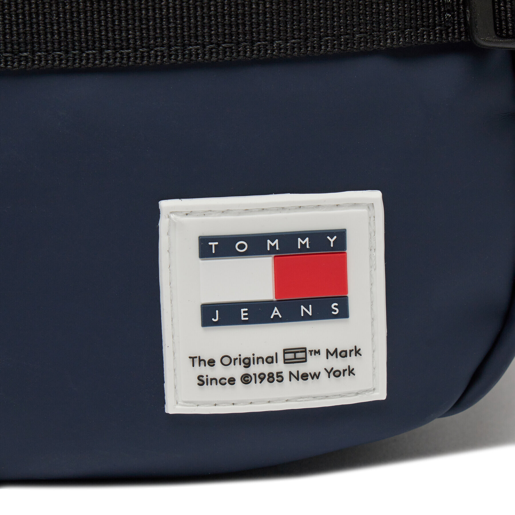 Tommy Jeans Nahrbtnik Tjm Daily + Sternum Backpack AM0AM11961 Mornarsko modra - Pepit.si