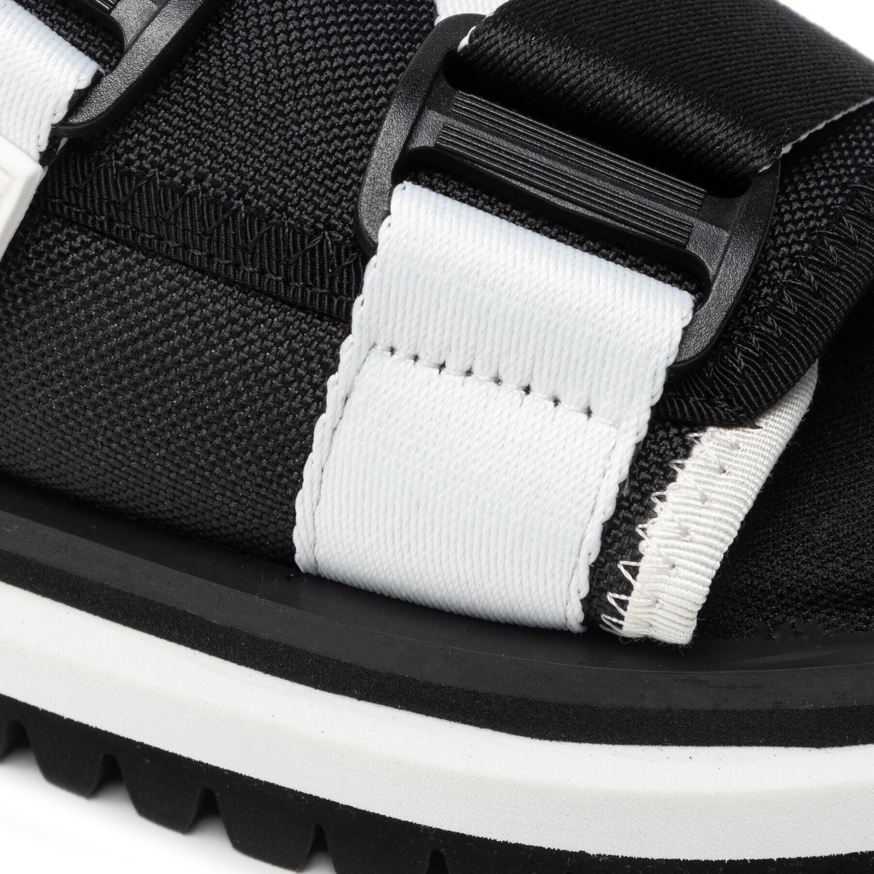 Tommy Jeans Natikači Flatform Webbing Sandal EN0EN01802 Črna - Pepit.si