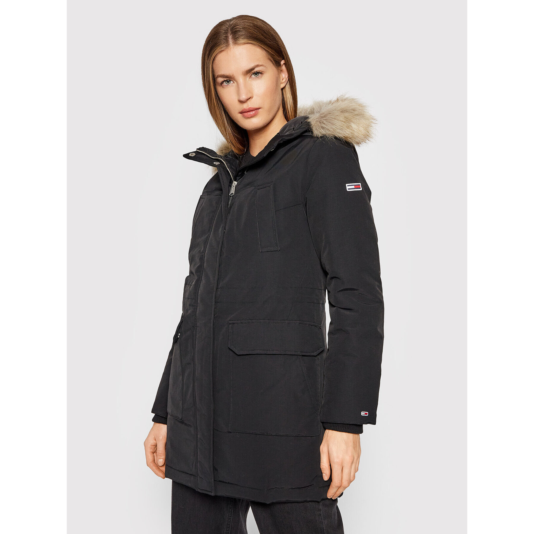 Tommy Jeans Parka Tjw Technical Down DW0DW11092 Črna Regular Fit - Pepit.si